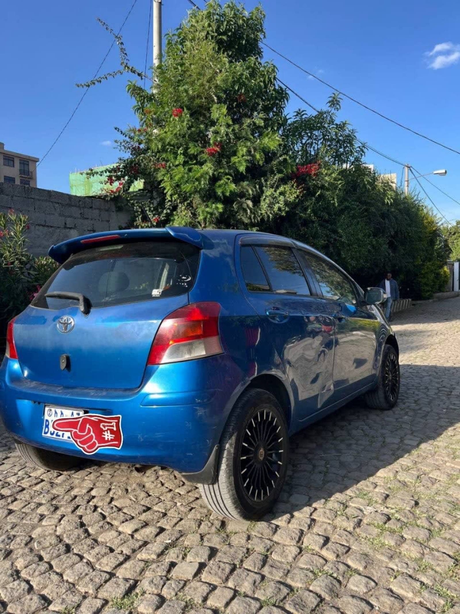2010 Toyota Yaris Compact — photo 6