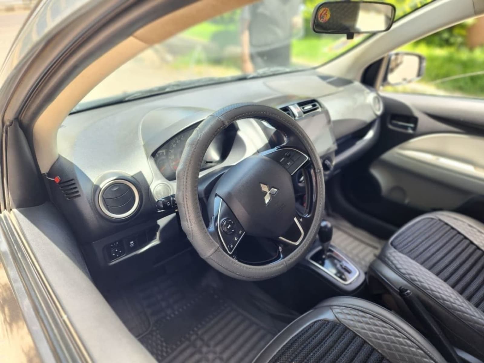 2022 Mitsubishi Attrage — photo 5