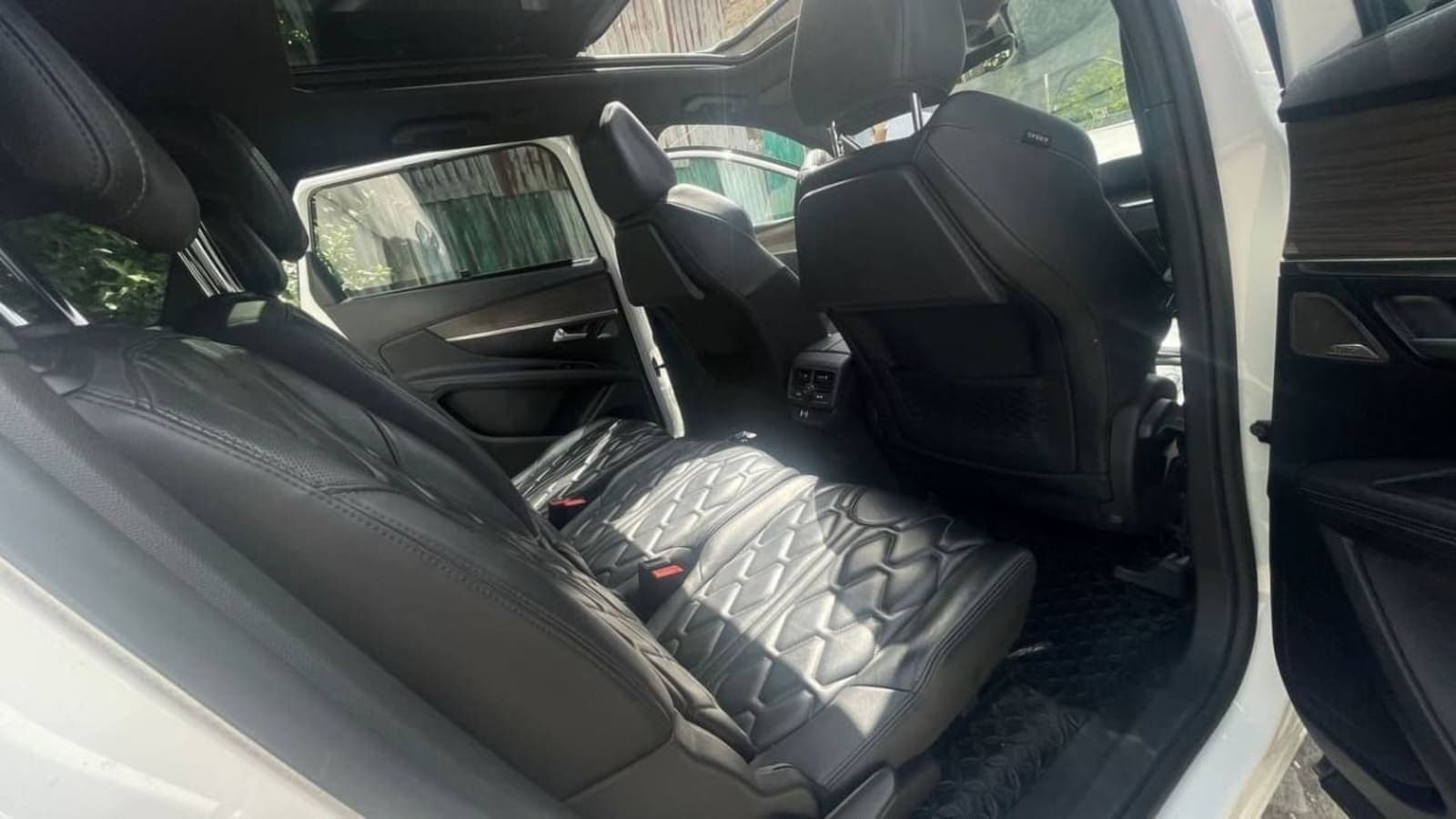 2022 Peugeot 5008 GT line