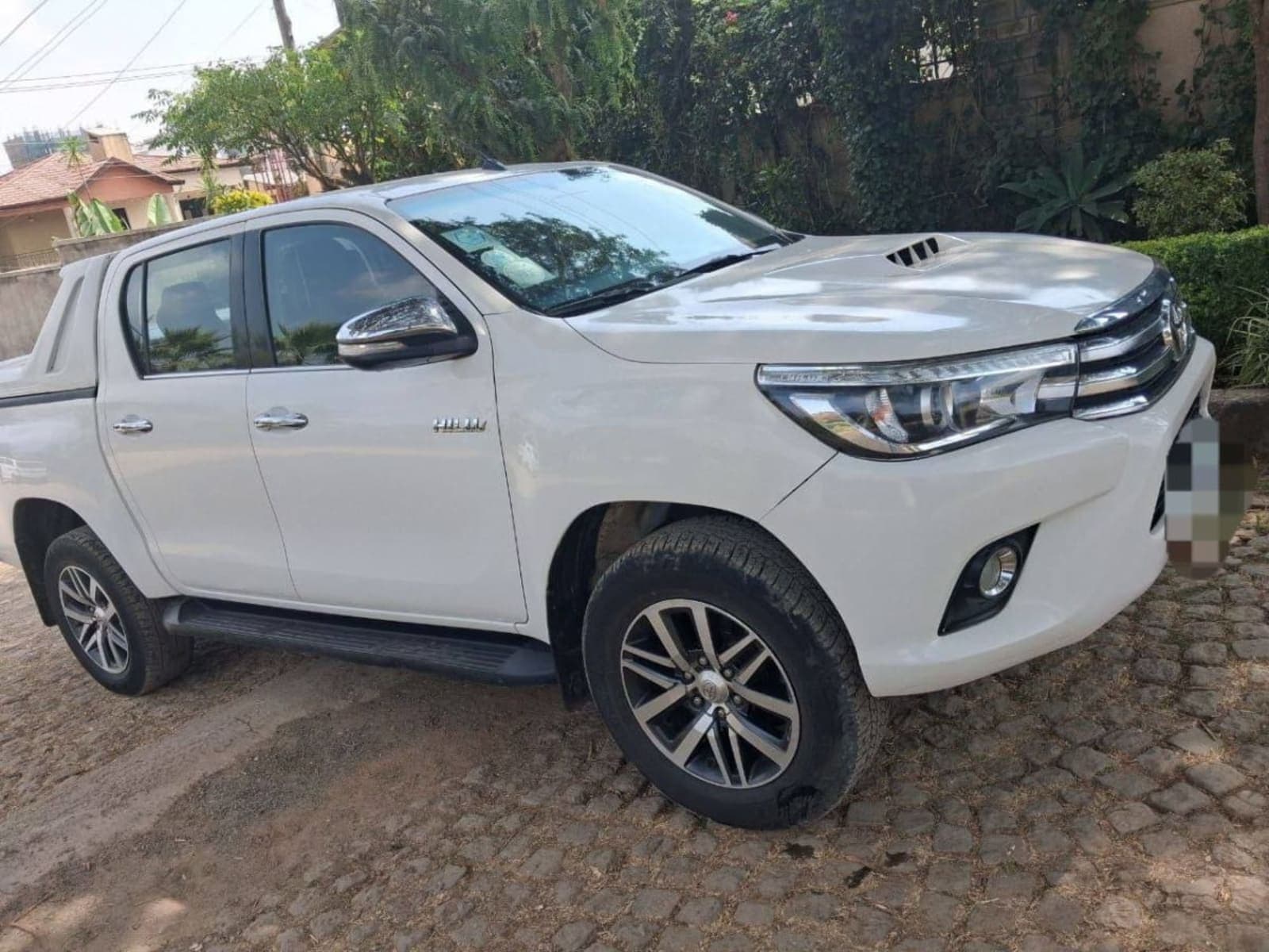 2017 Toyota Hilux Revo — photo 6