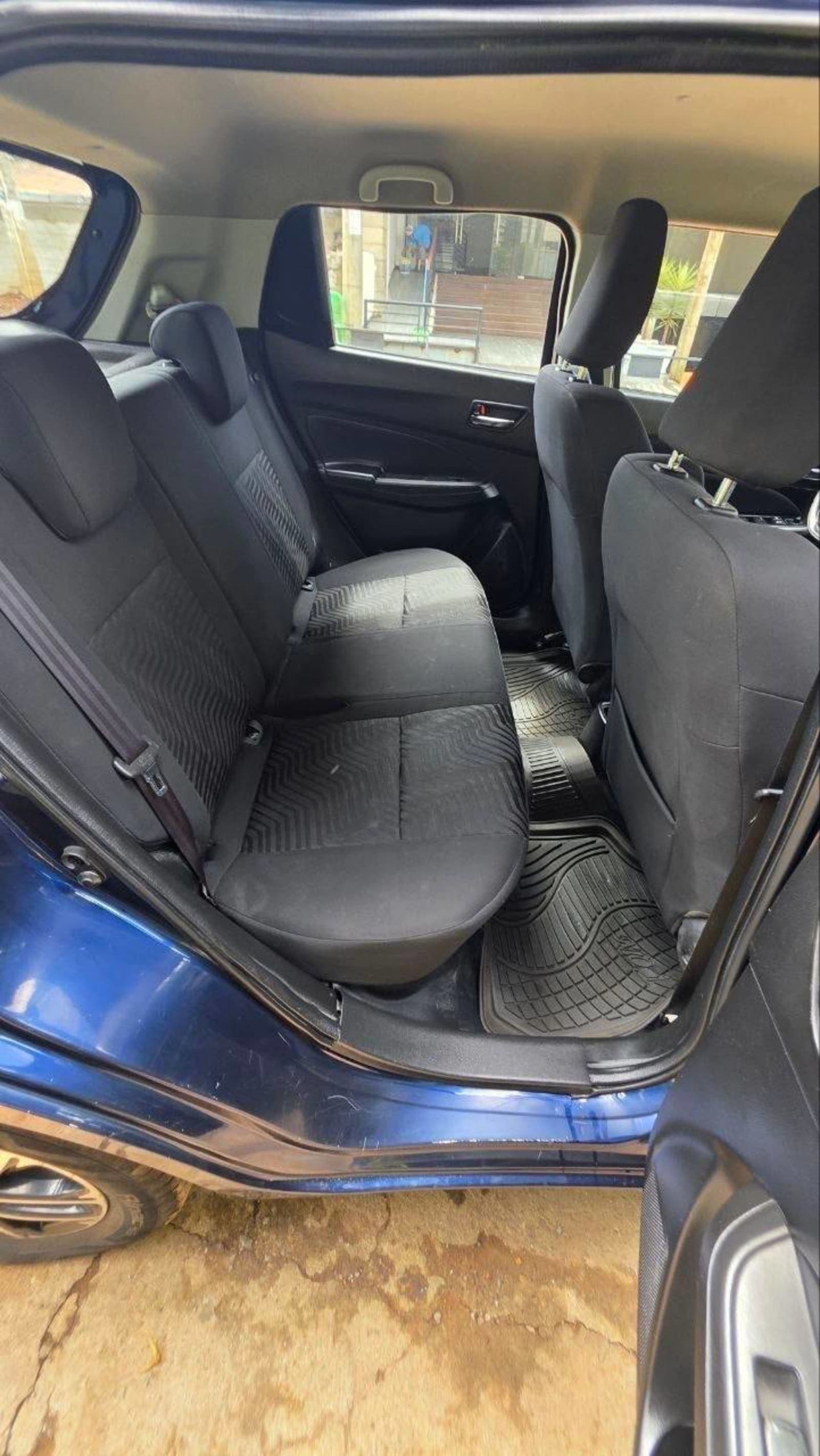 2022 Suzuki Swift — photo 4