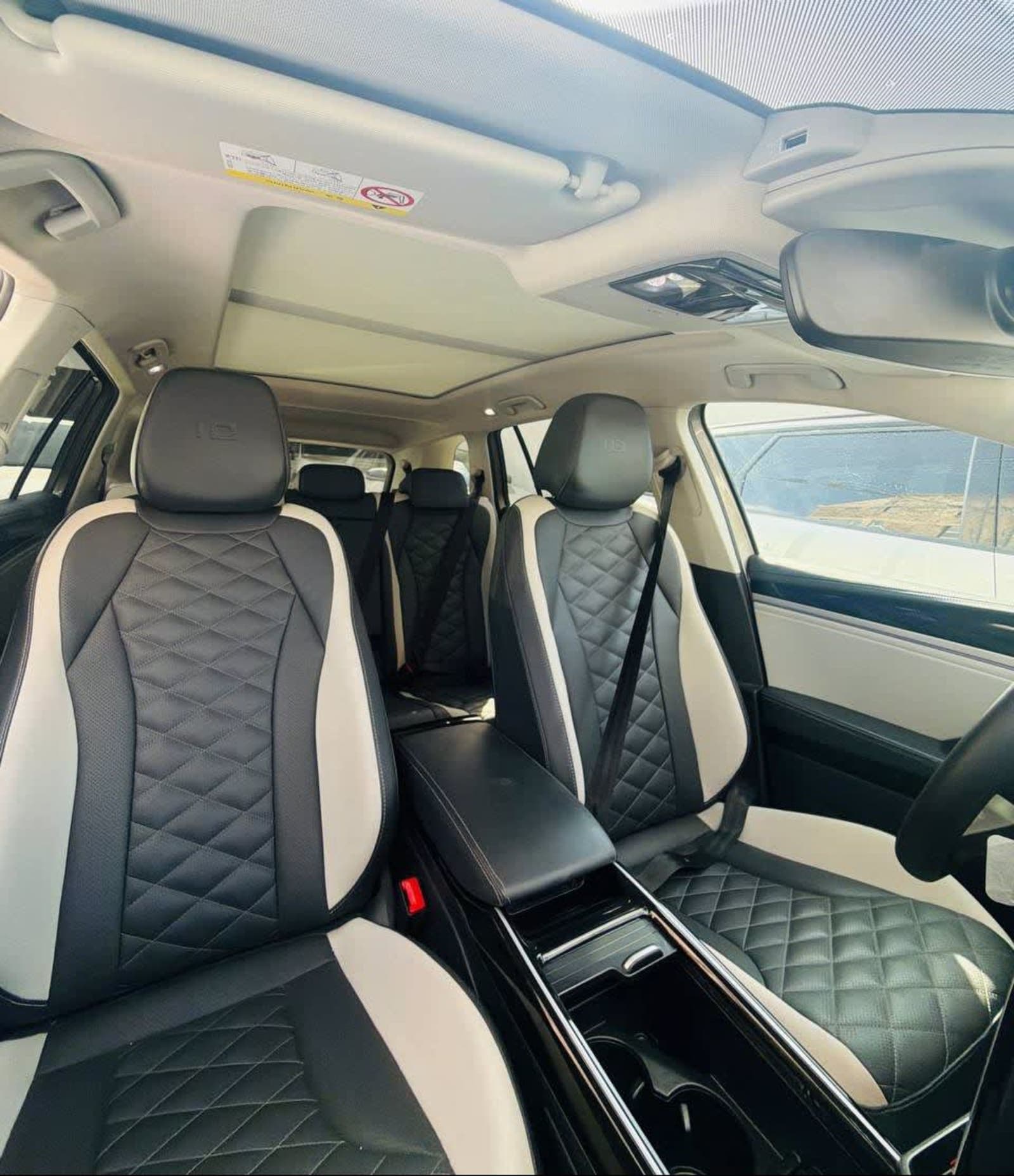 2024 Volkswagen ID.6 Crozz Pro — photo 4