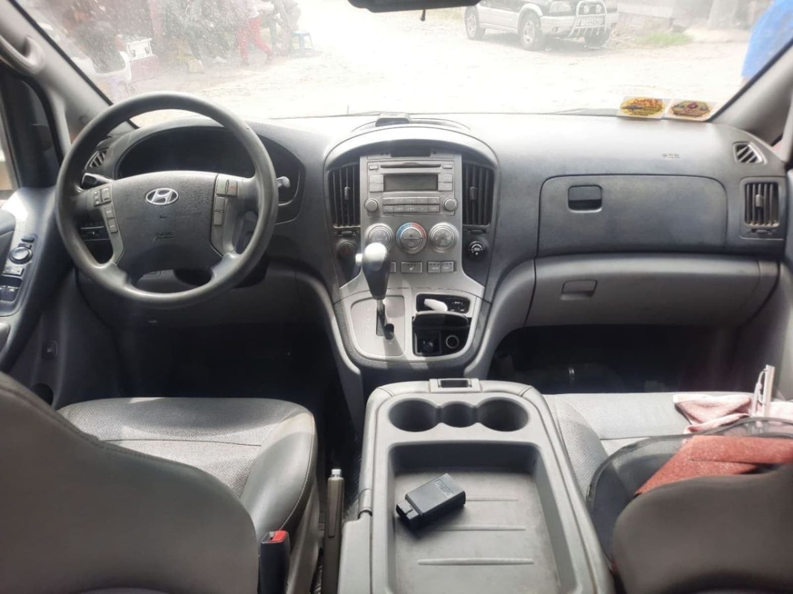 2012 Hyundai Star x — photo 3