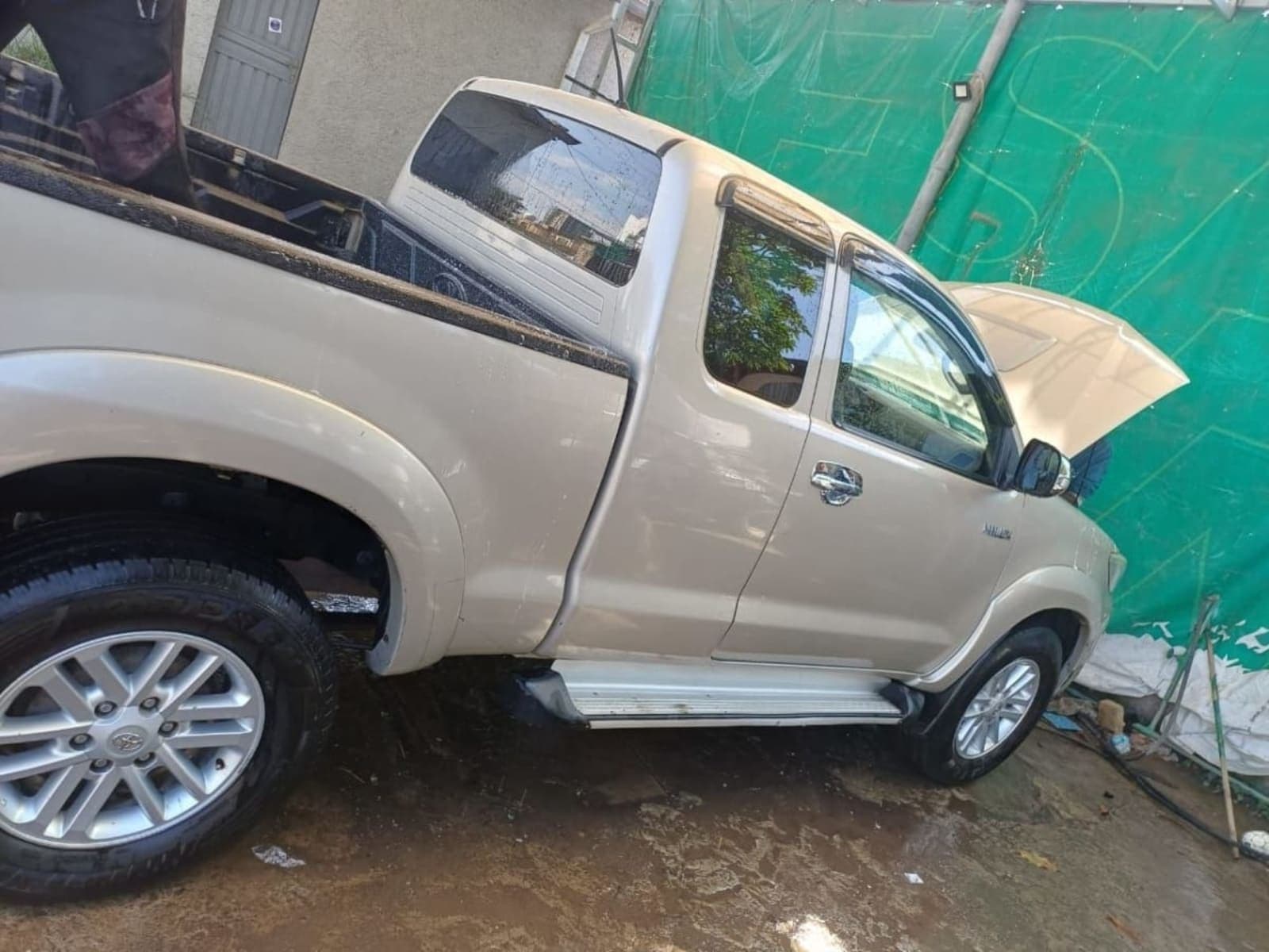 2014 Toyota Hilux X cab — photo 4