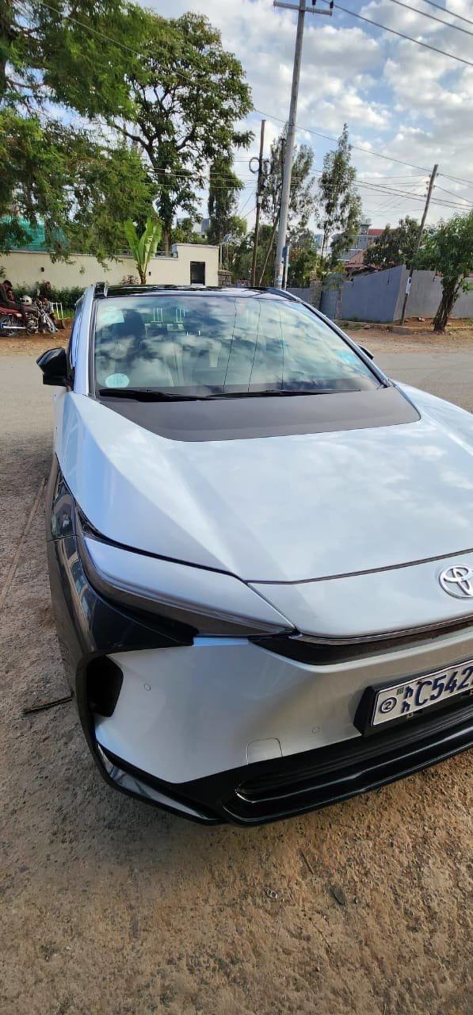 2023 Toyota BZ4X EV — photo 1