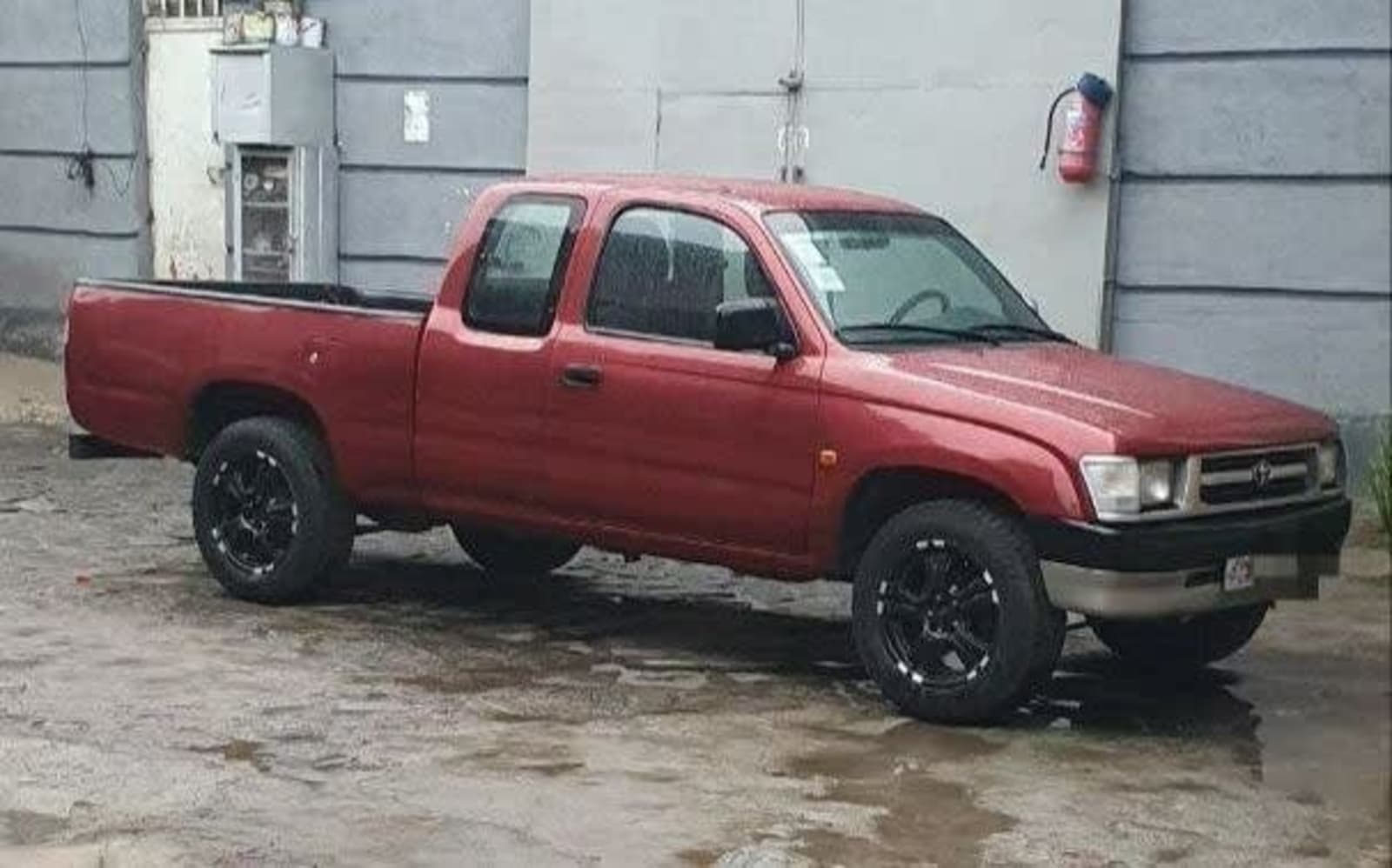 1999 Toyota Hilux