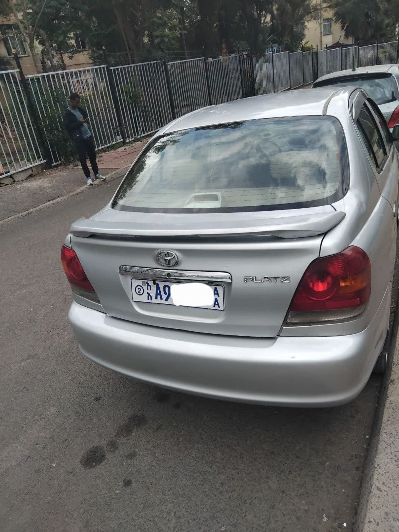 2005 Toyota Platz — photo 3