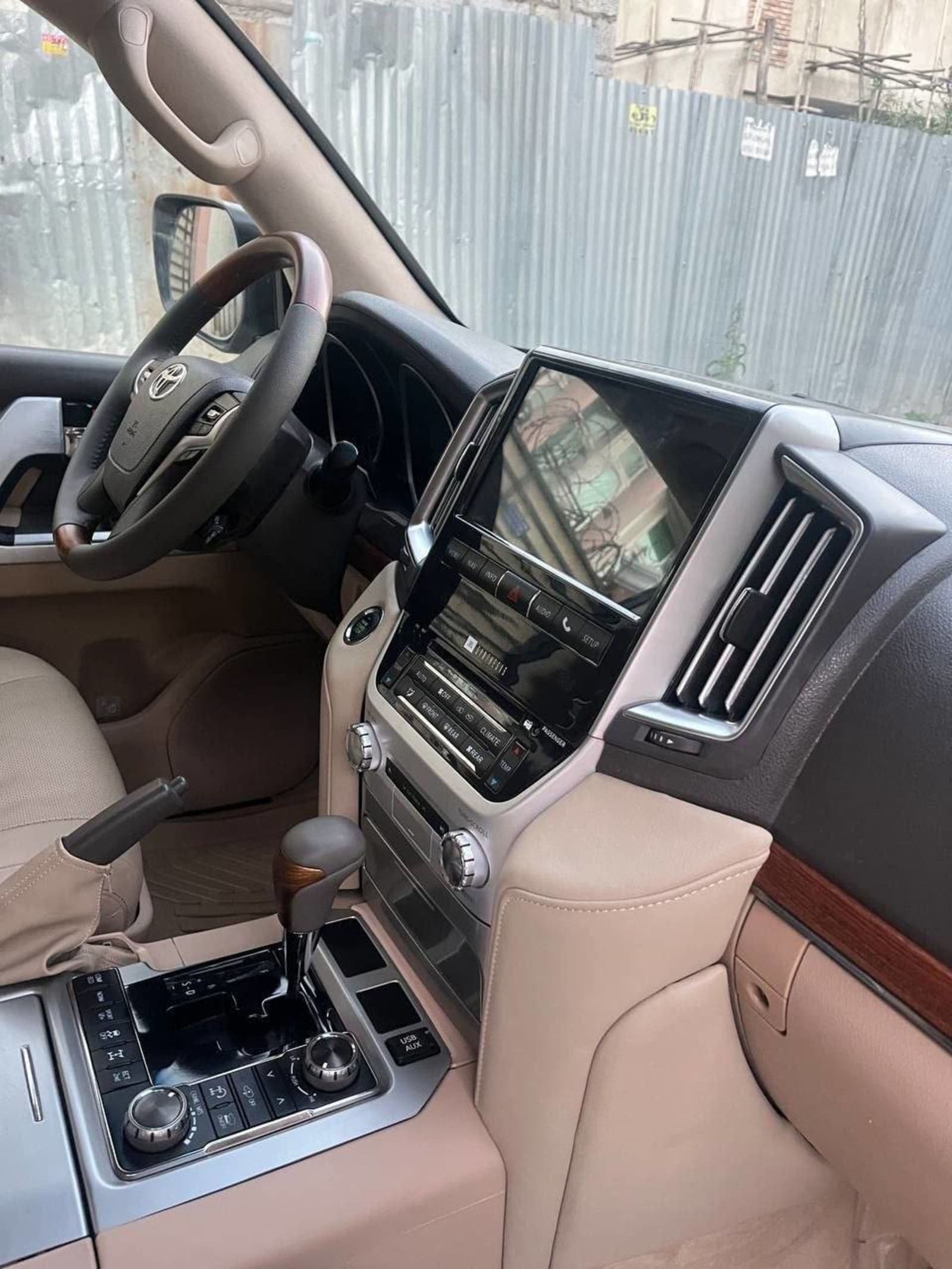 2016 Toyota Landcruiser VXR — photo 2