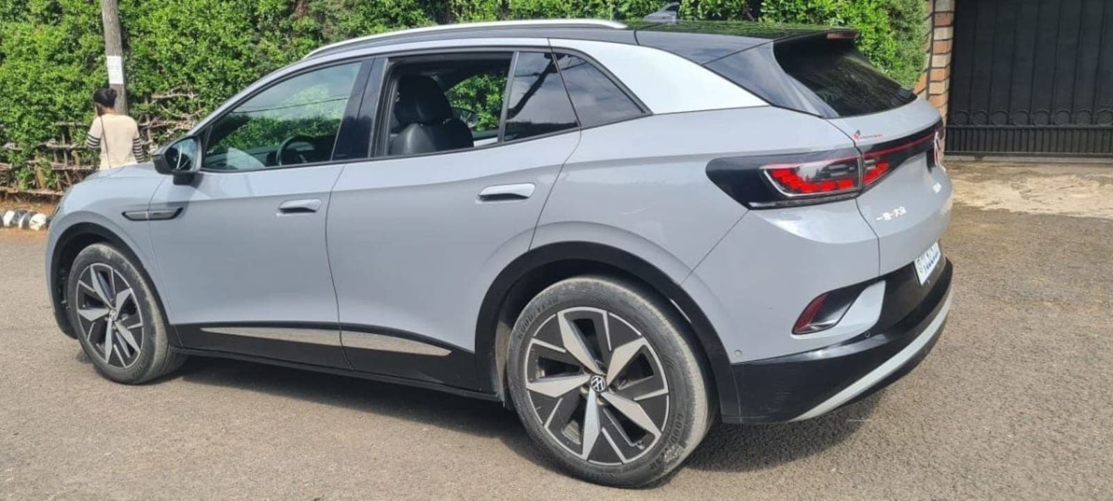 2022 Volkswagen ID4 Crozz — photo 2