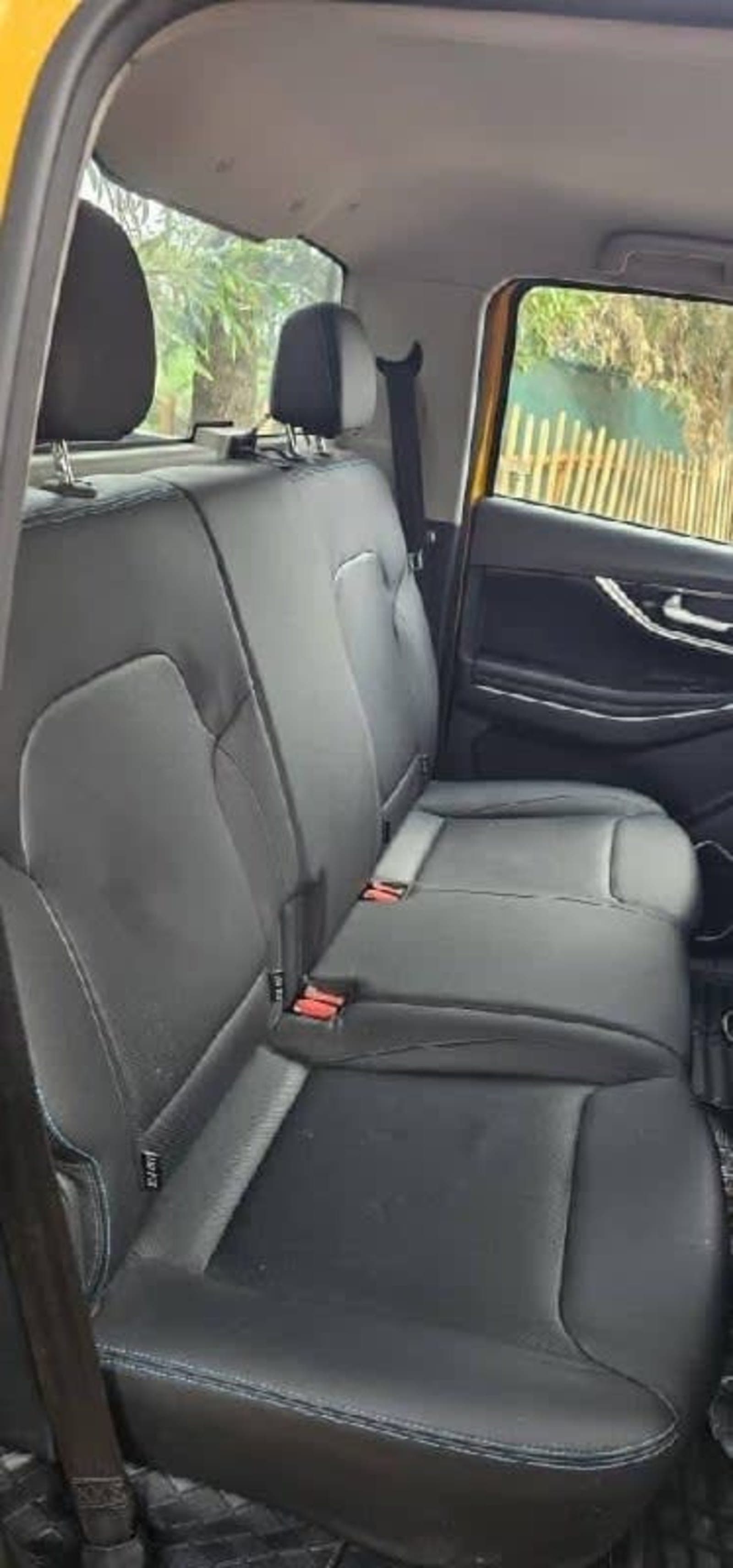 Sino truck HOWO R101 — photo 4