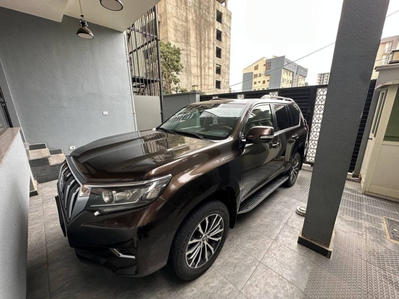 2019 Toyota Landcruiser Prado — photo 5