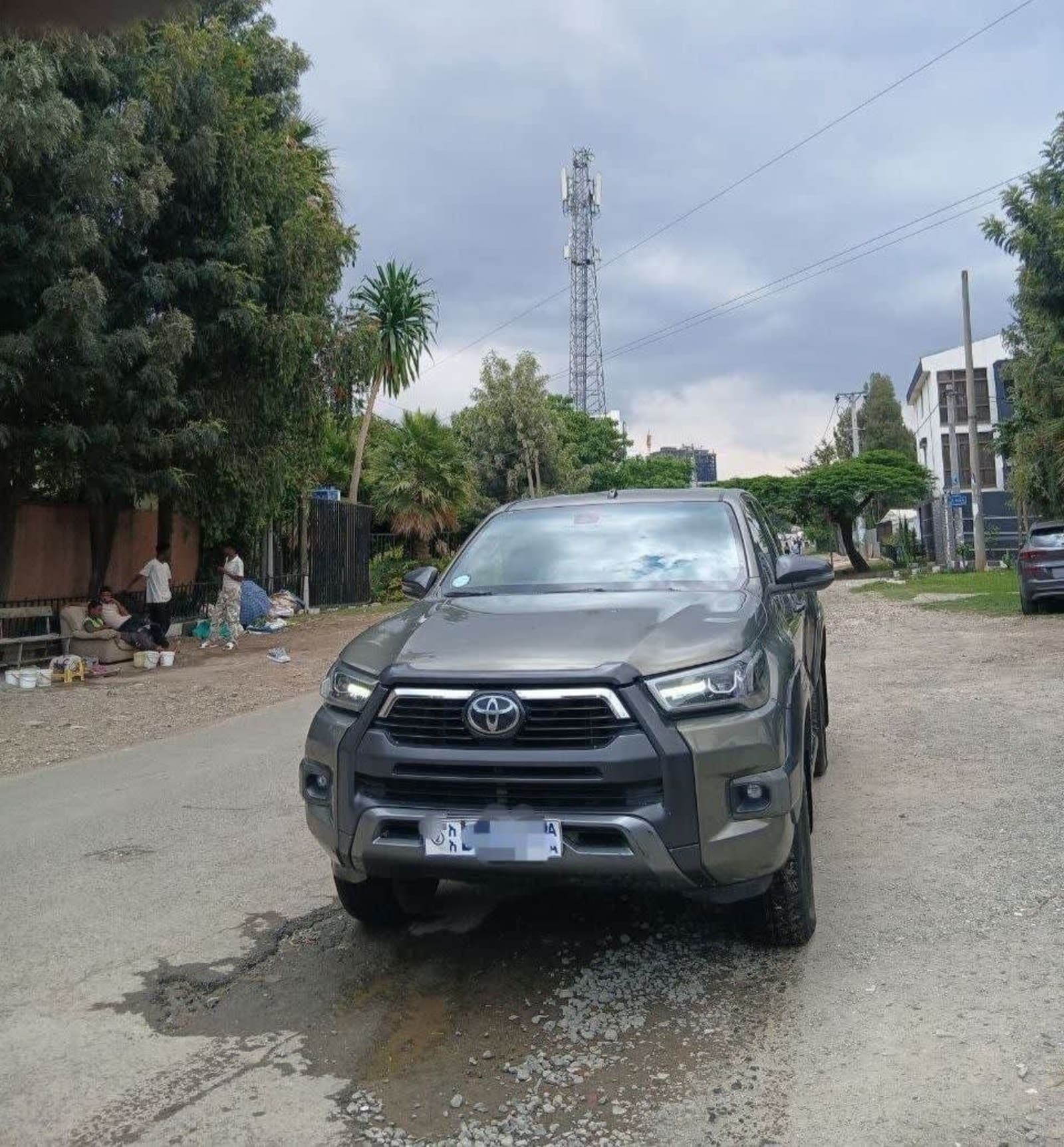 2021 Toyota Hilux Invincible X-Cab — photo 8