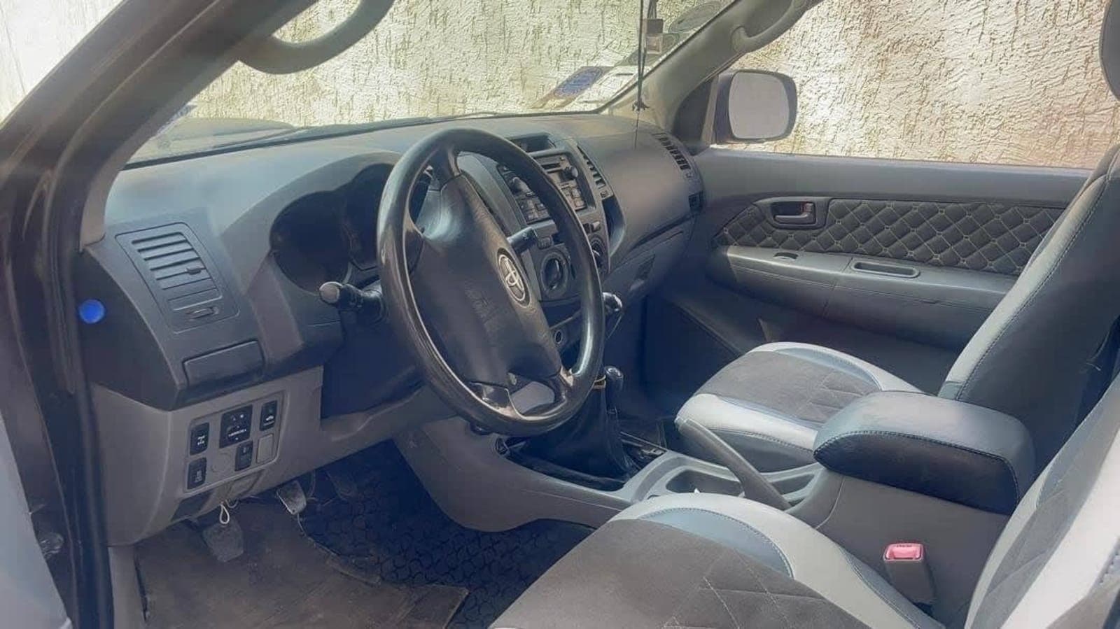 2008 Toyota Hilux King Cab — photo 5