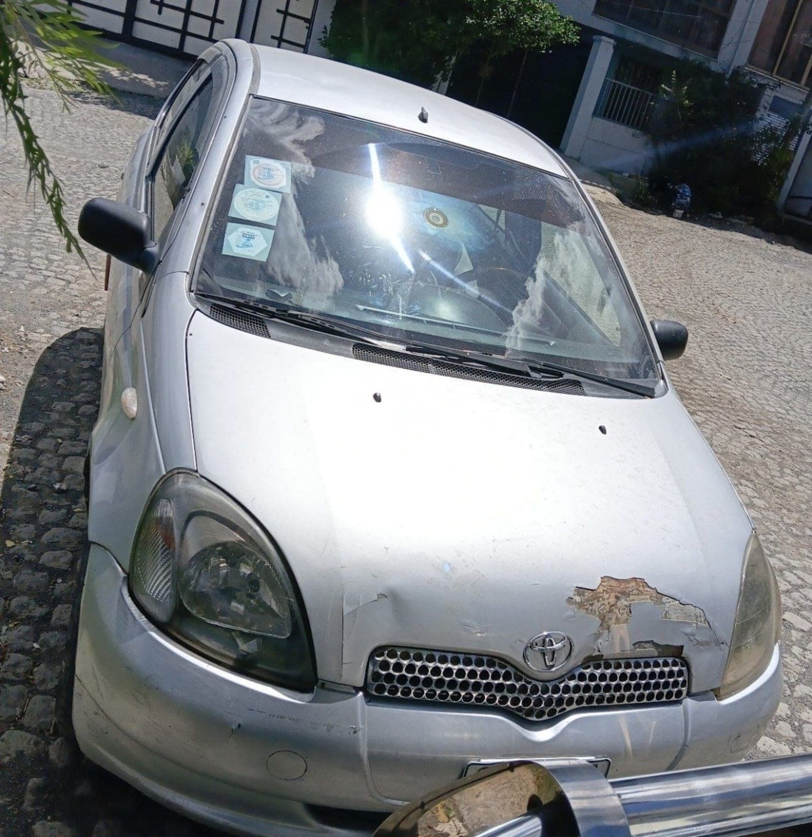 2000 Toyota Vitz — photo 4