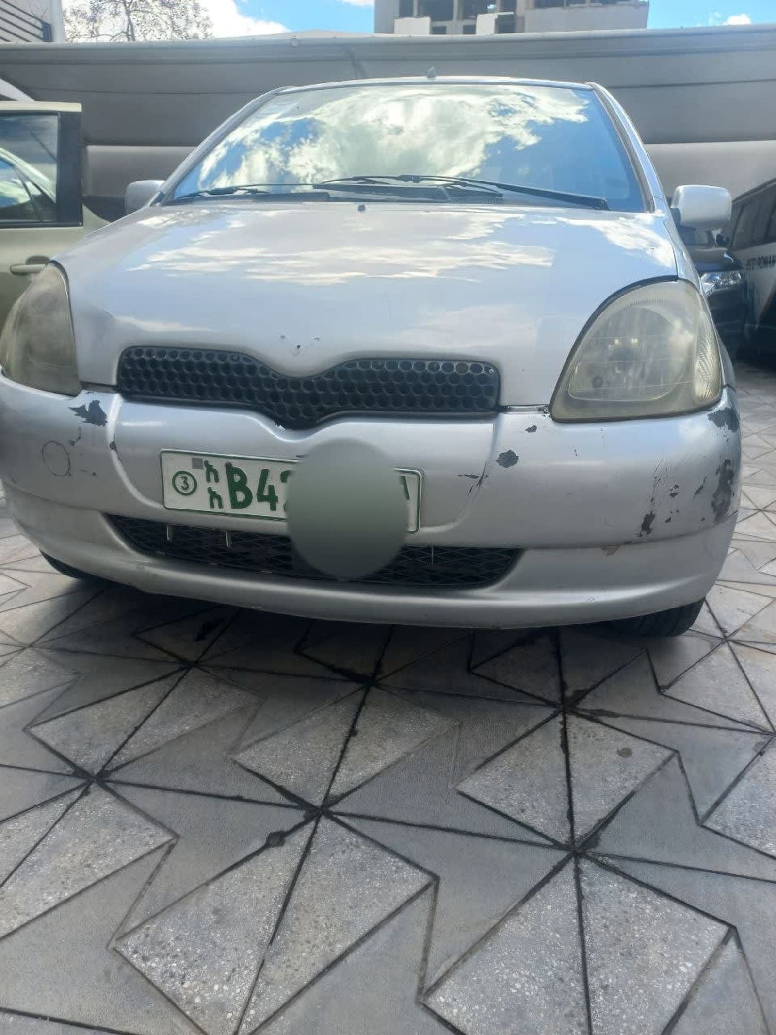2001 Toyota Vitz