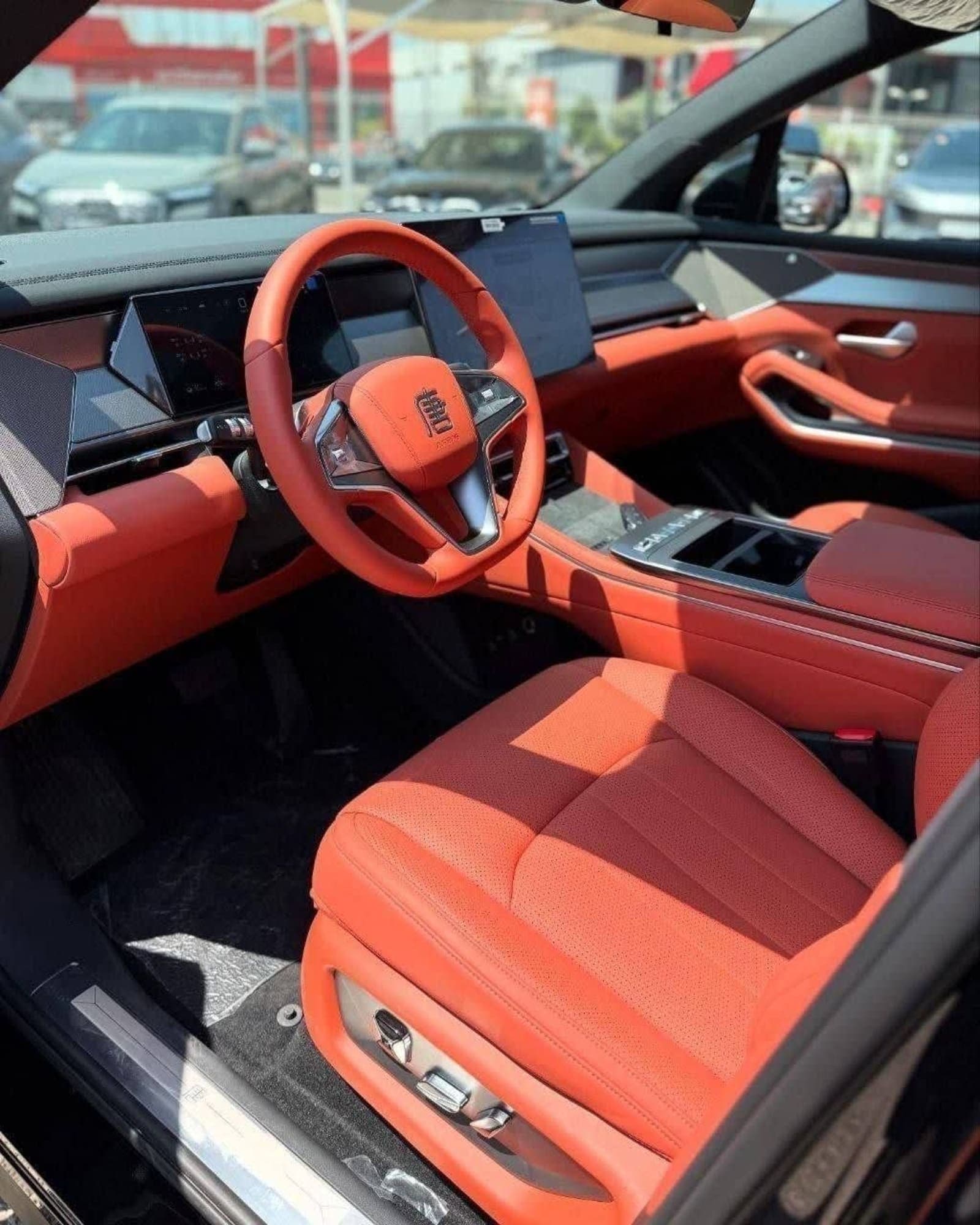 2025 BYD Tang — photo 4