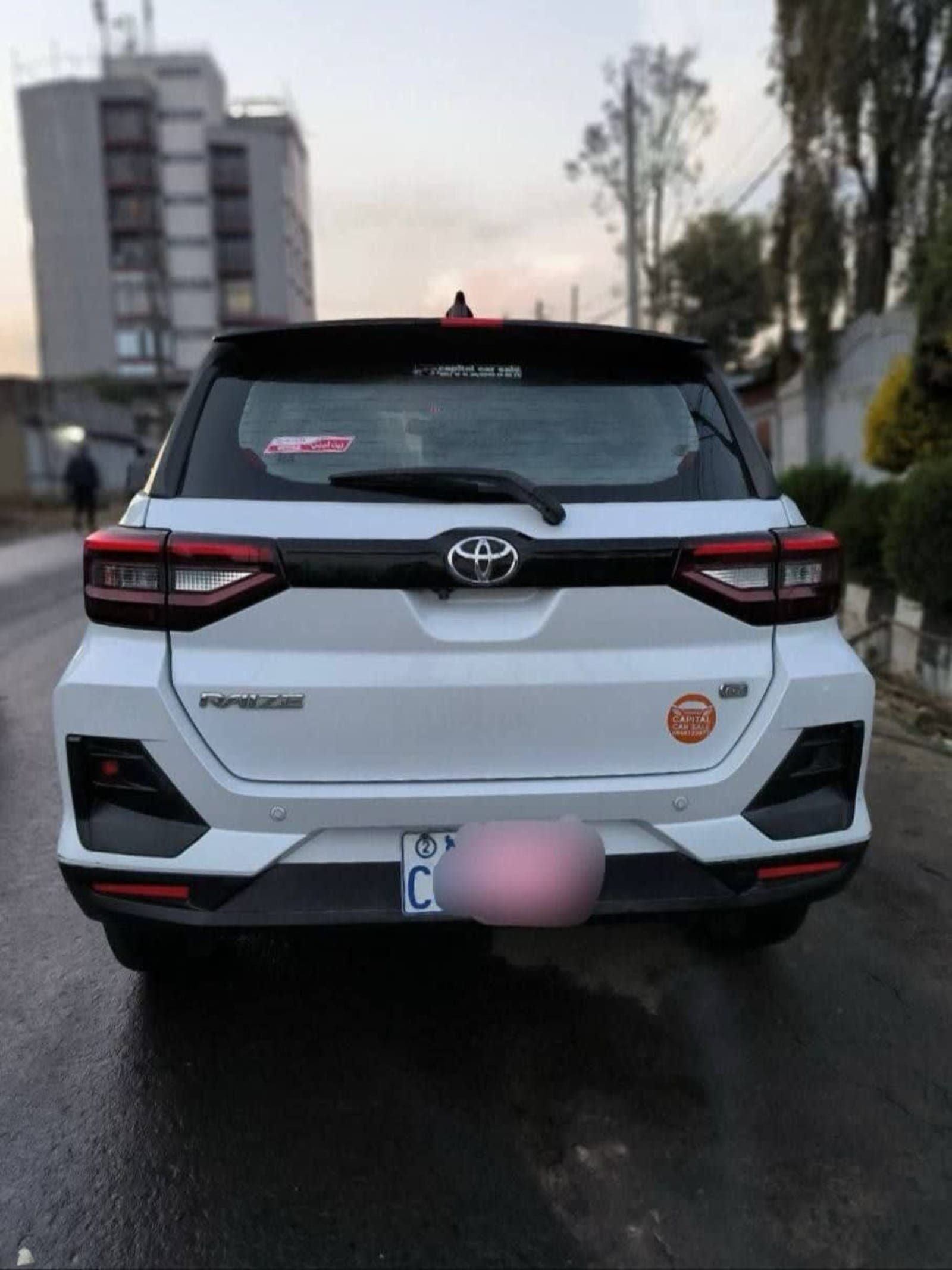 2022 Toyota Raize — photo 1