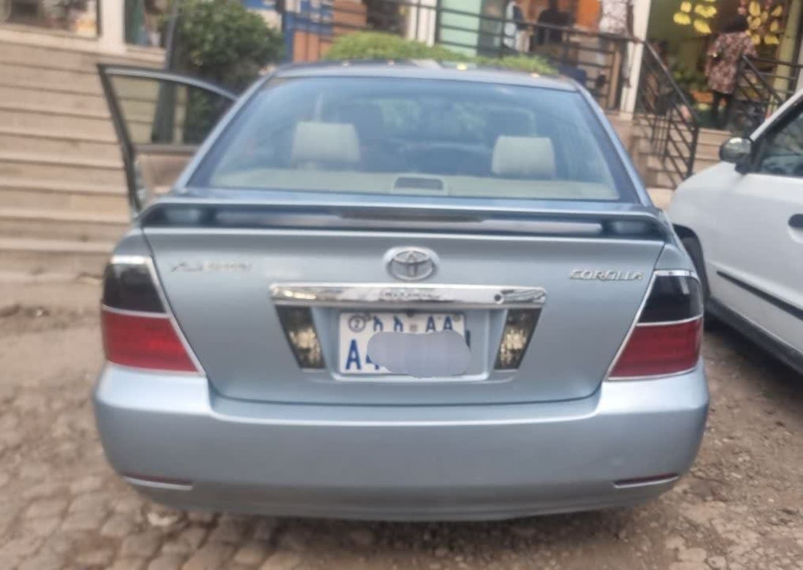 2004 Toyota Corolla — photo 1