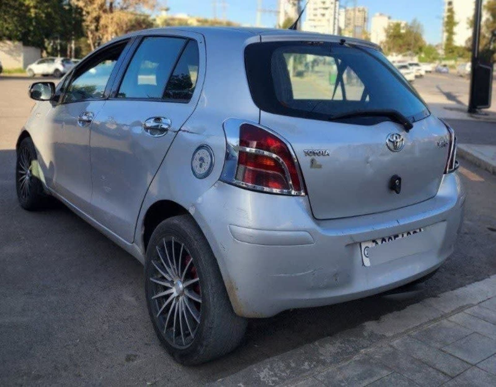 2009 Toyota Yaris Compact — photo 7