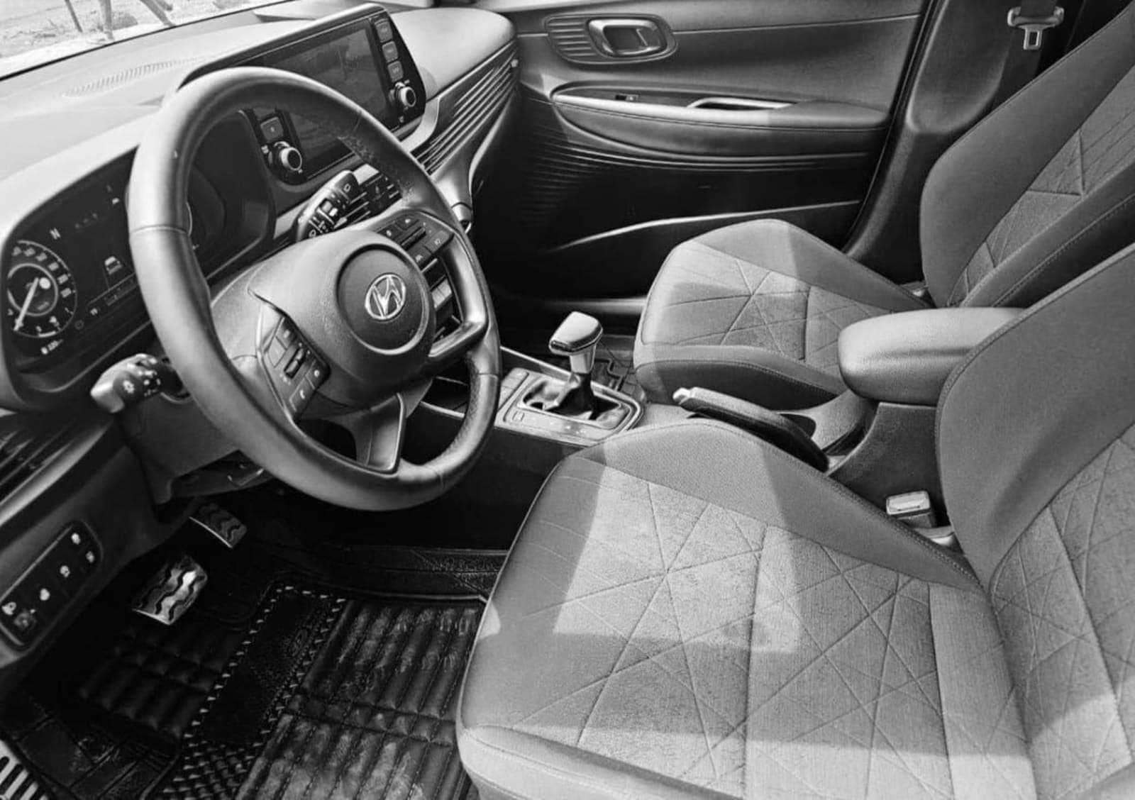 2022 Hyundai Bayon — photo 6