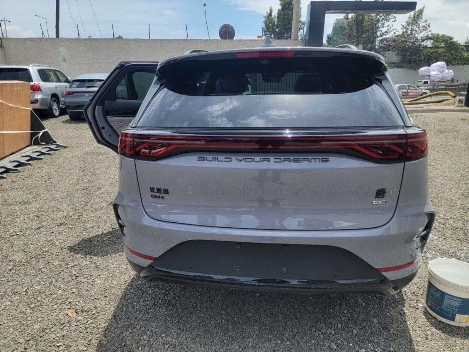 2025 BYD Tang DM-I
