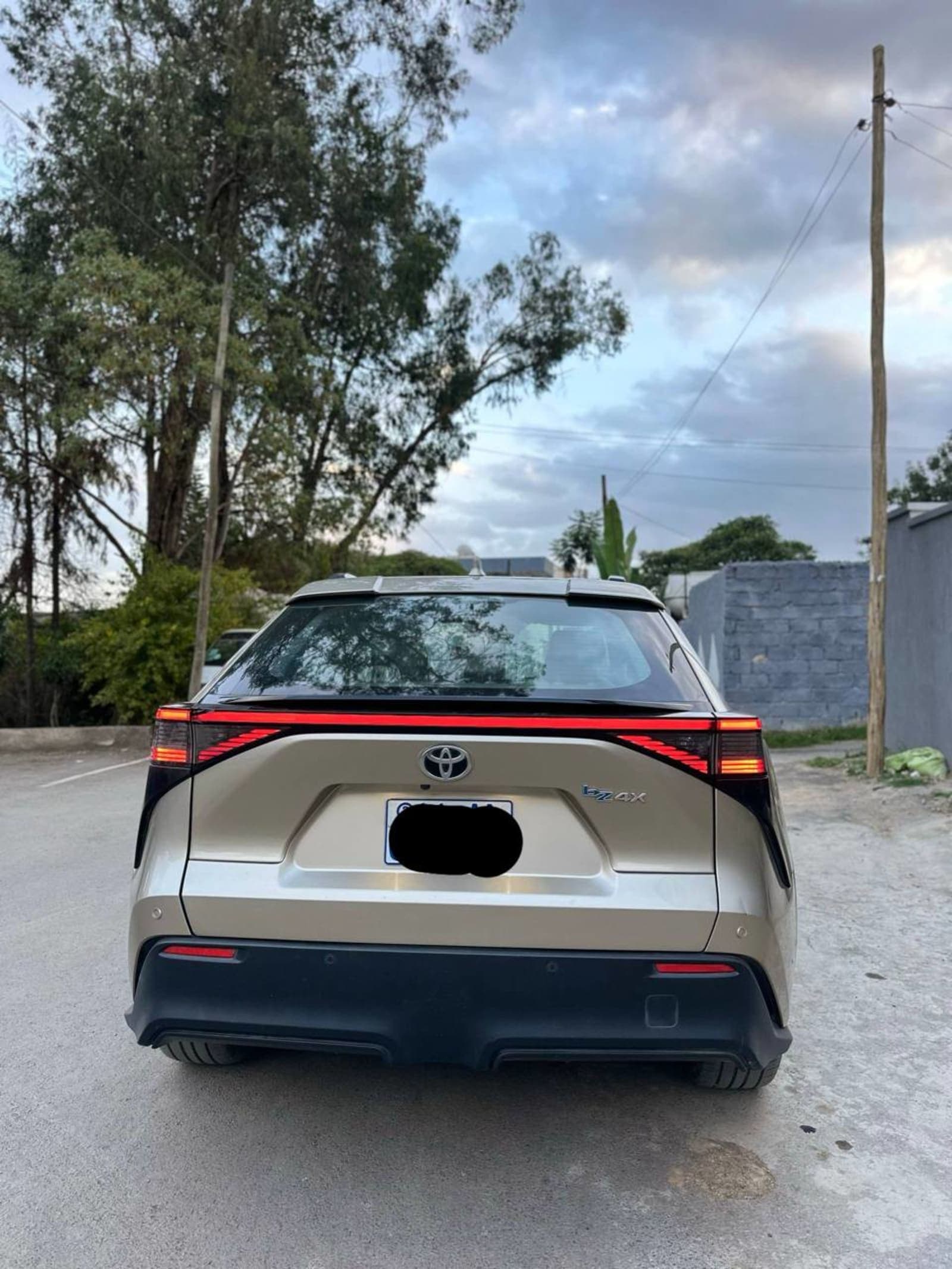 2023 Toyota BZ4X EV — photo 1