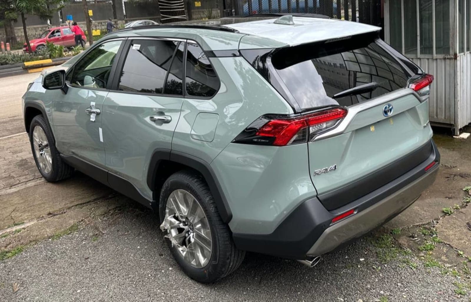 2024 Toyota Rav4 — photo 1