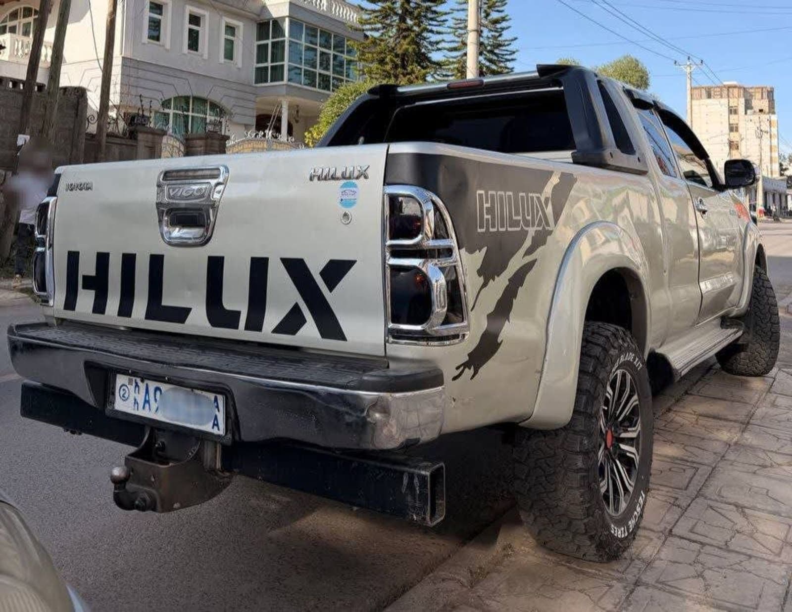 2012 Toyota Hilux kin Cab