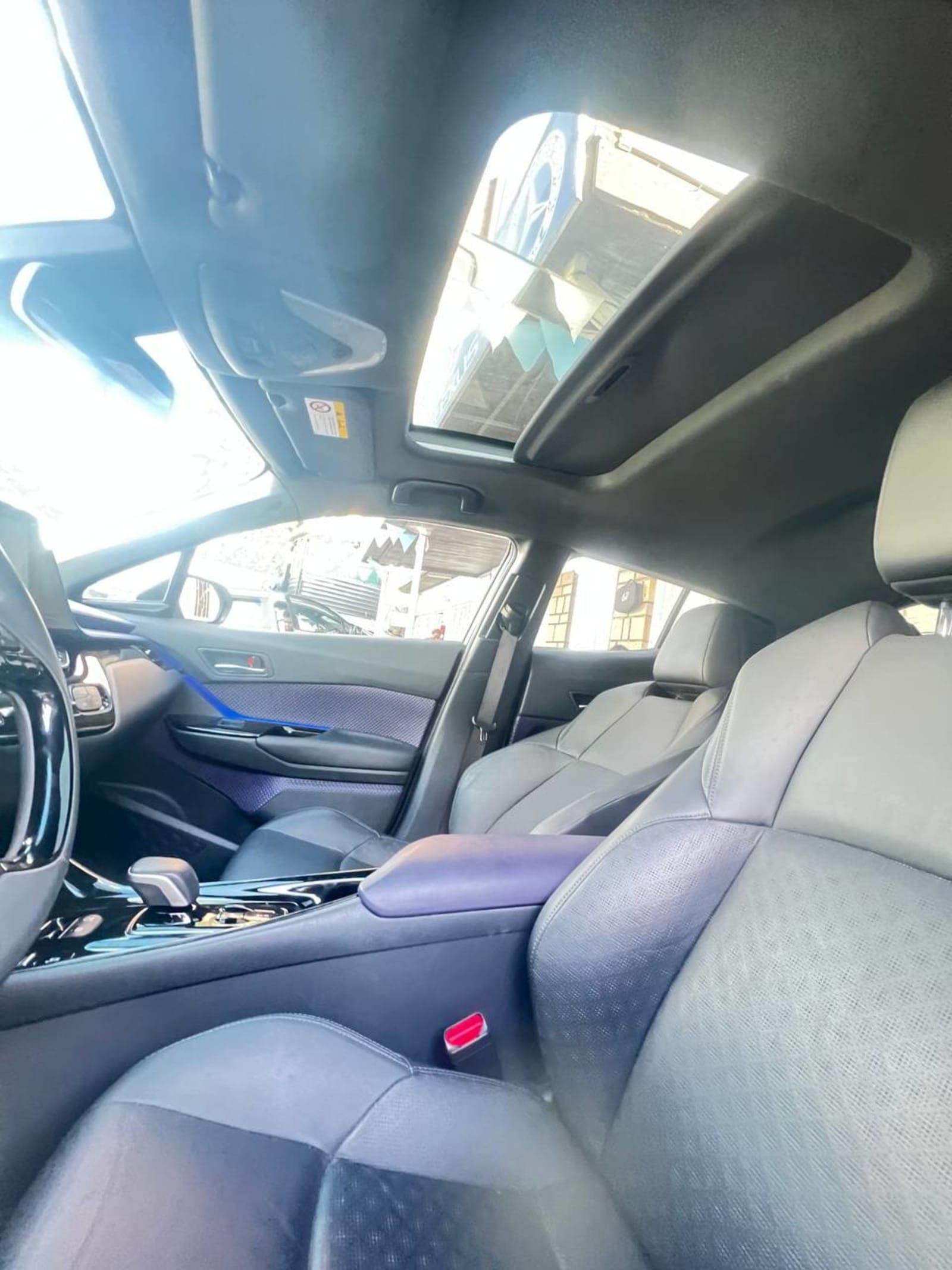 2022 TOYOTA CHR EV — photo 3
