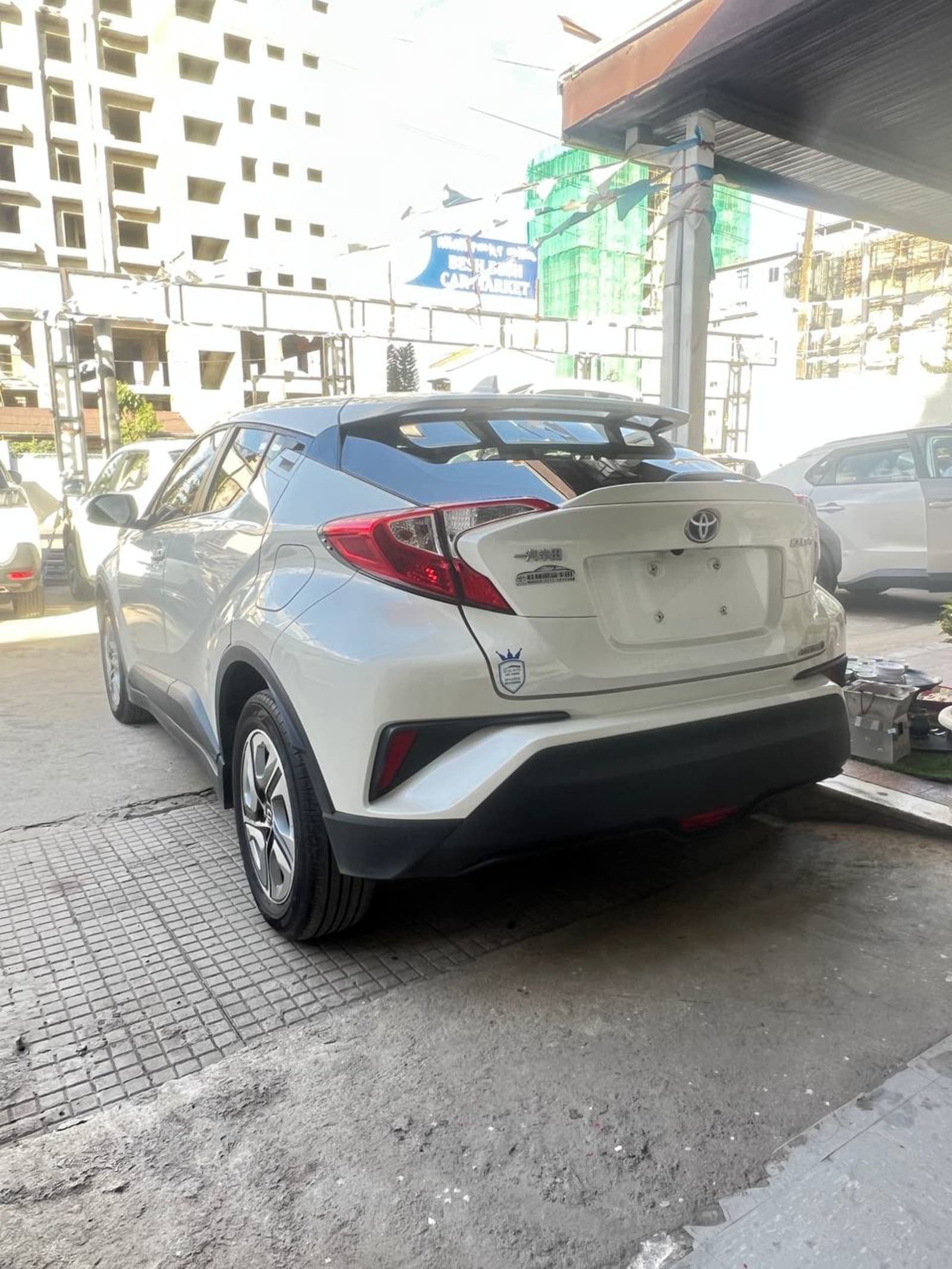 2022 TOYOTA CHR EV — photo 4