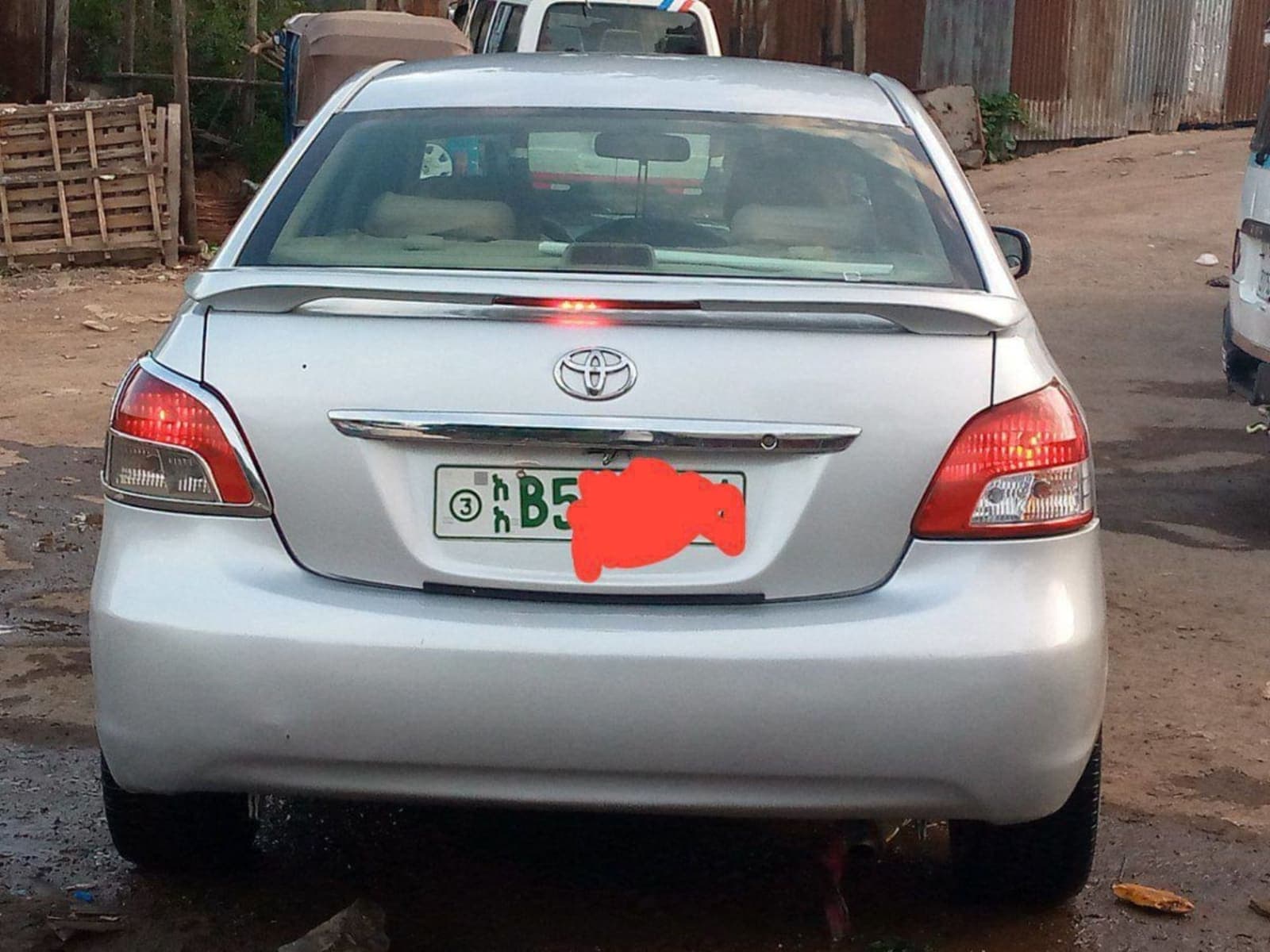 2007 Toyota Yaris Belta — photo 4