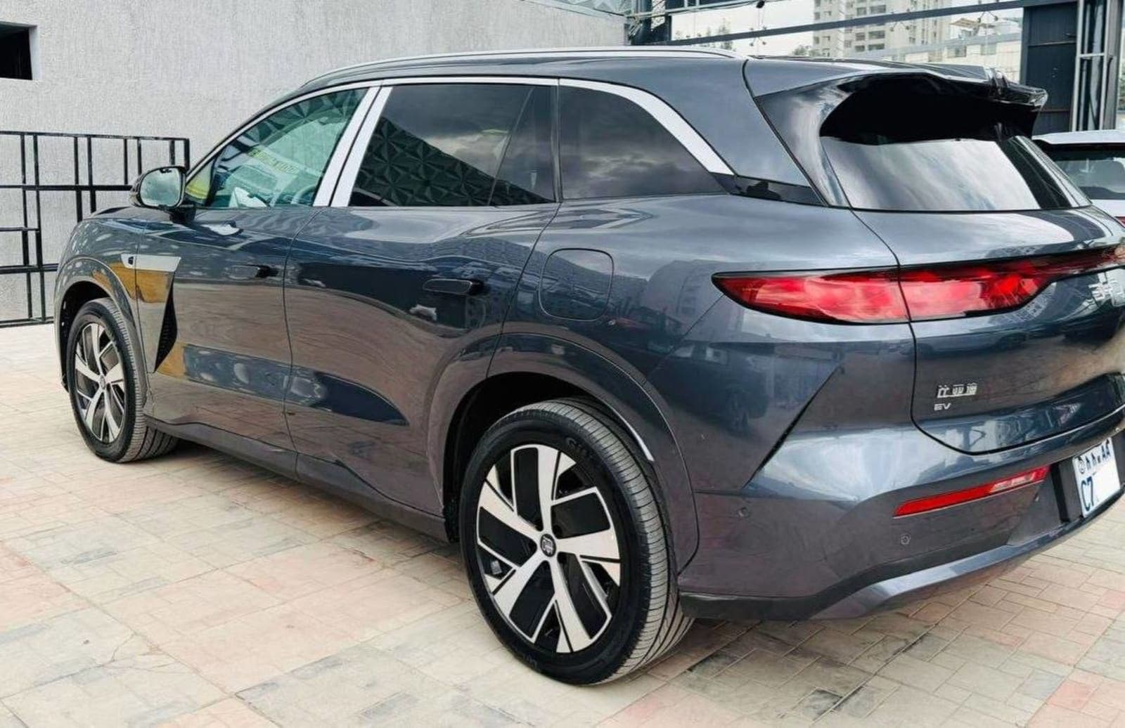 2025 BYD Tang — photo 5