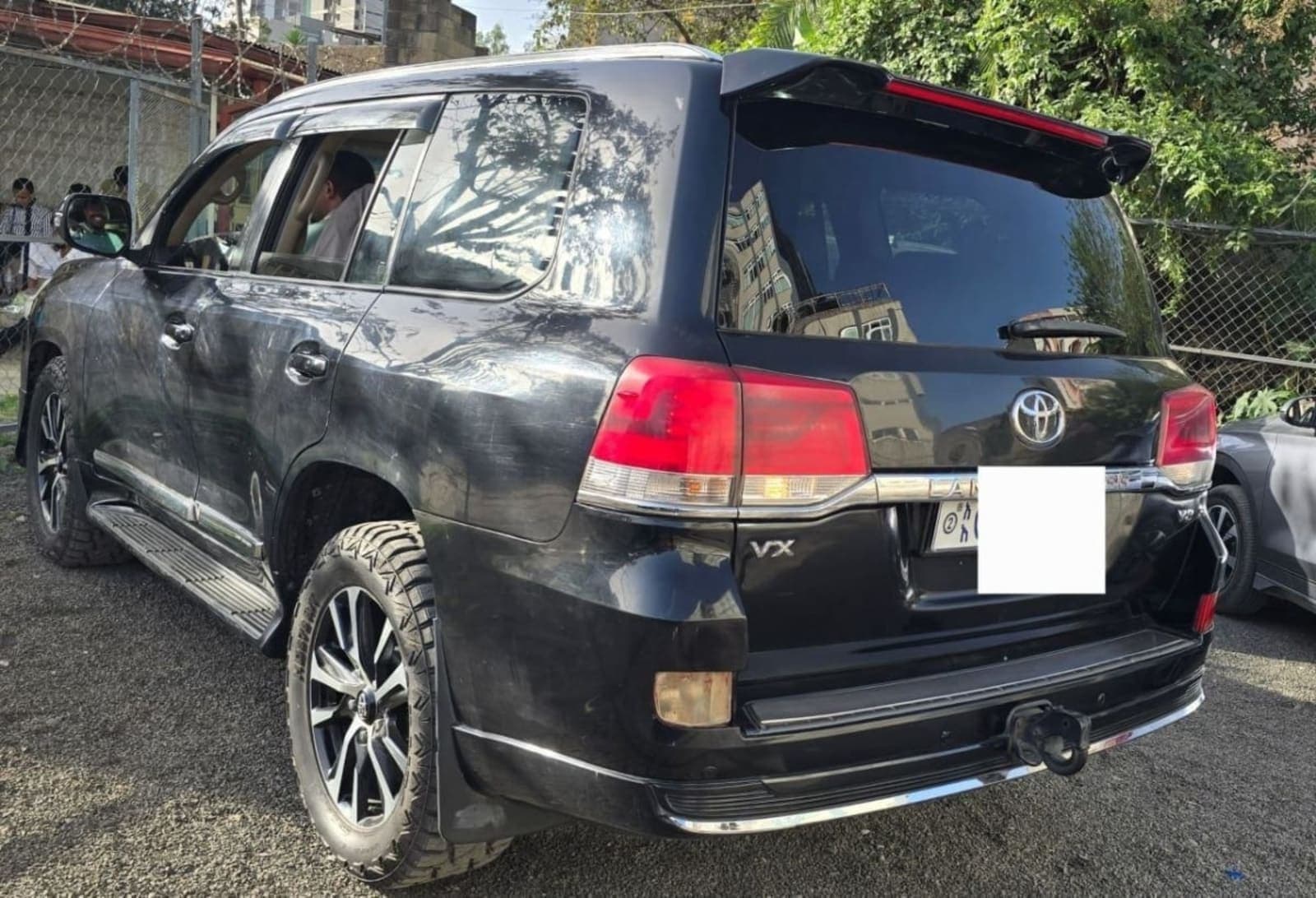 2020 Toyota Land Cruiser V8 VX