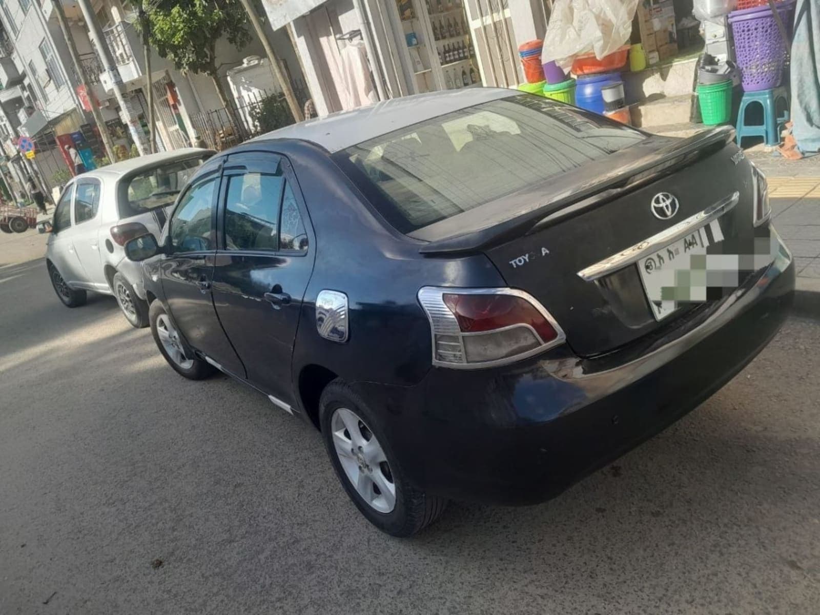 2006 Toyota Yaris Sedan — photo 4