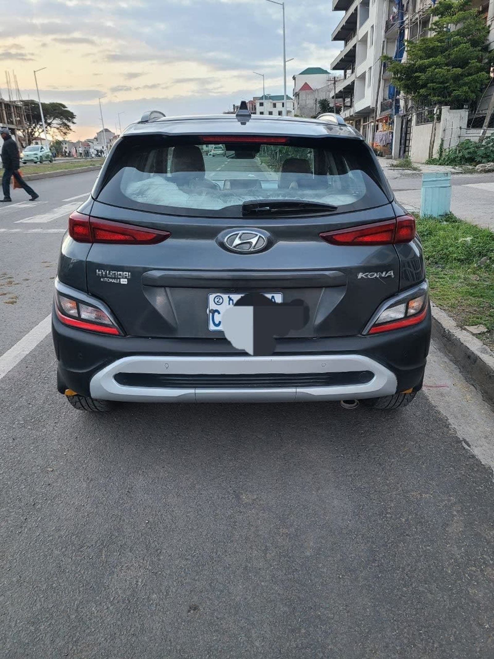 2022 Hyundai KONA — photo 2