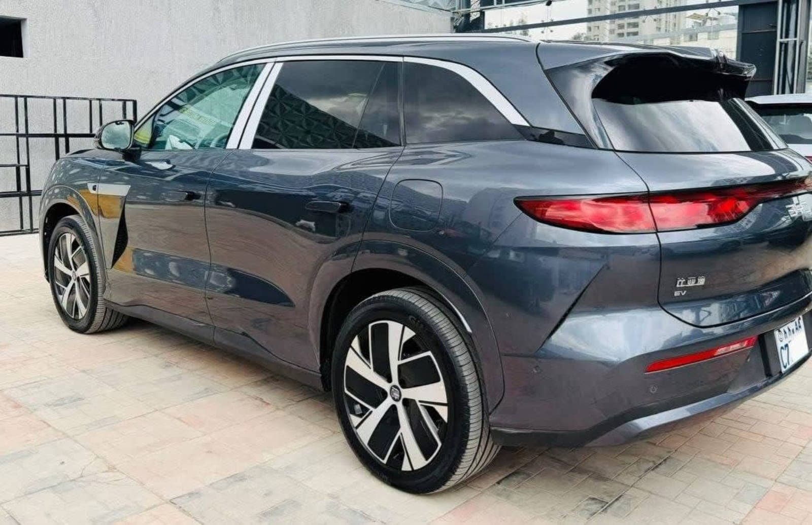2025 BYD Tang — photo 6
