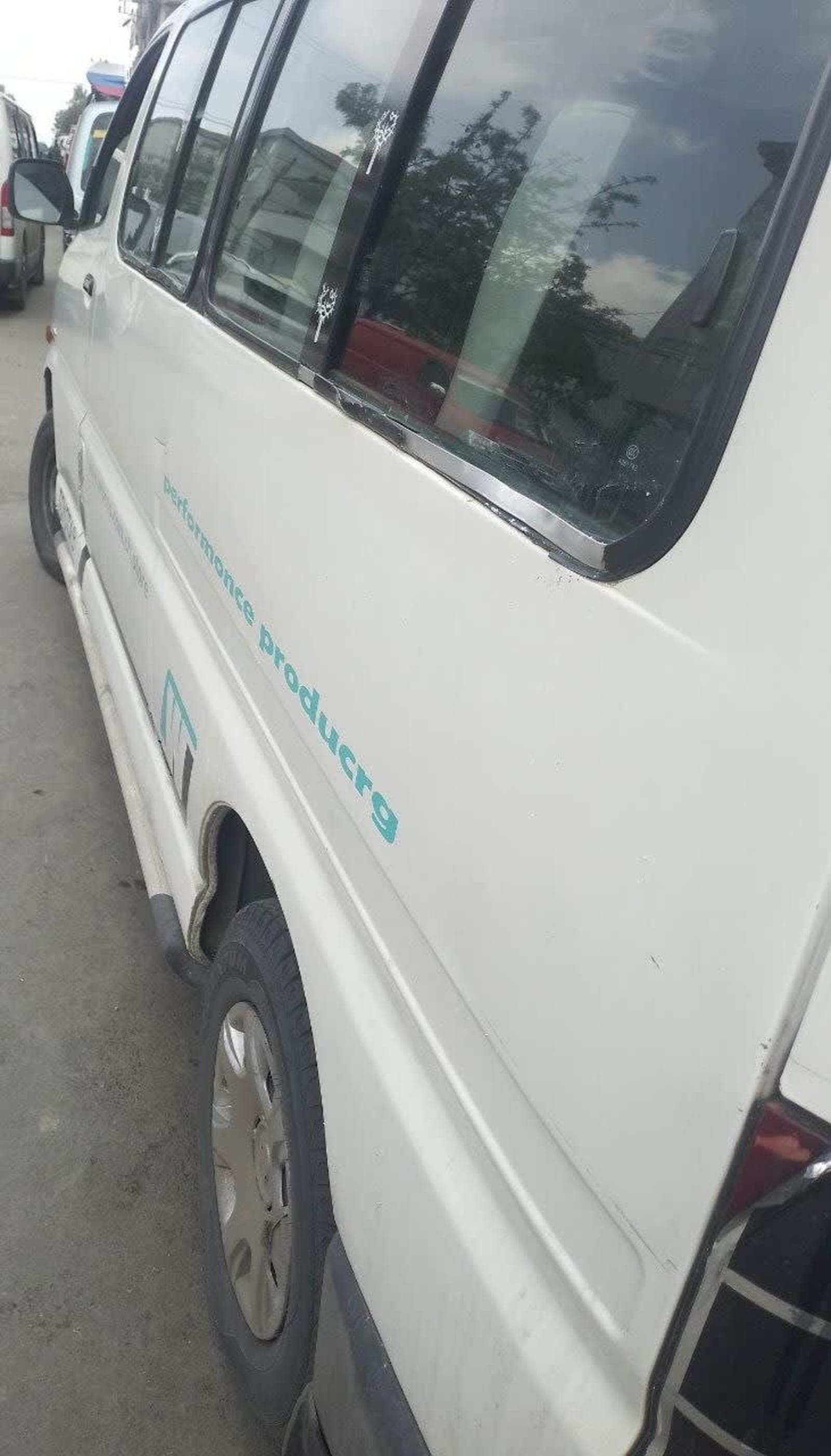 2006 Toyota Dolphin — photo 3