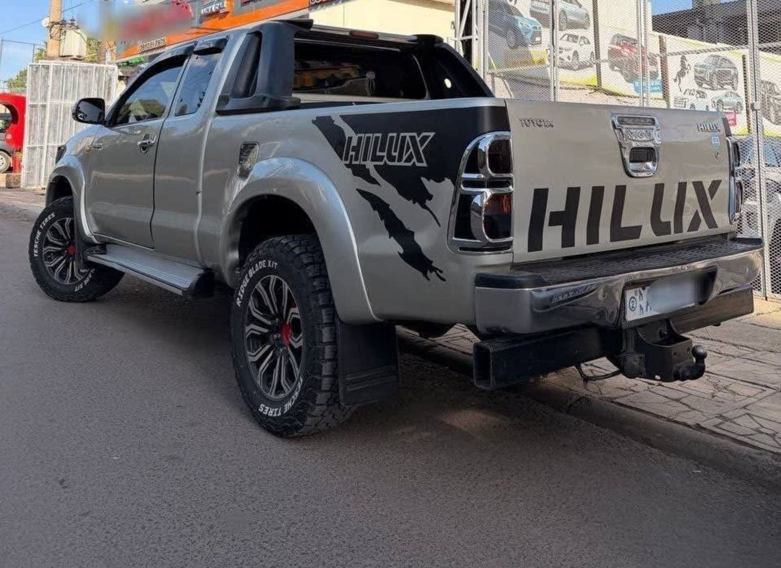 2013 Toyota Hilux King Cab — photo 3