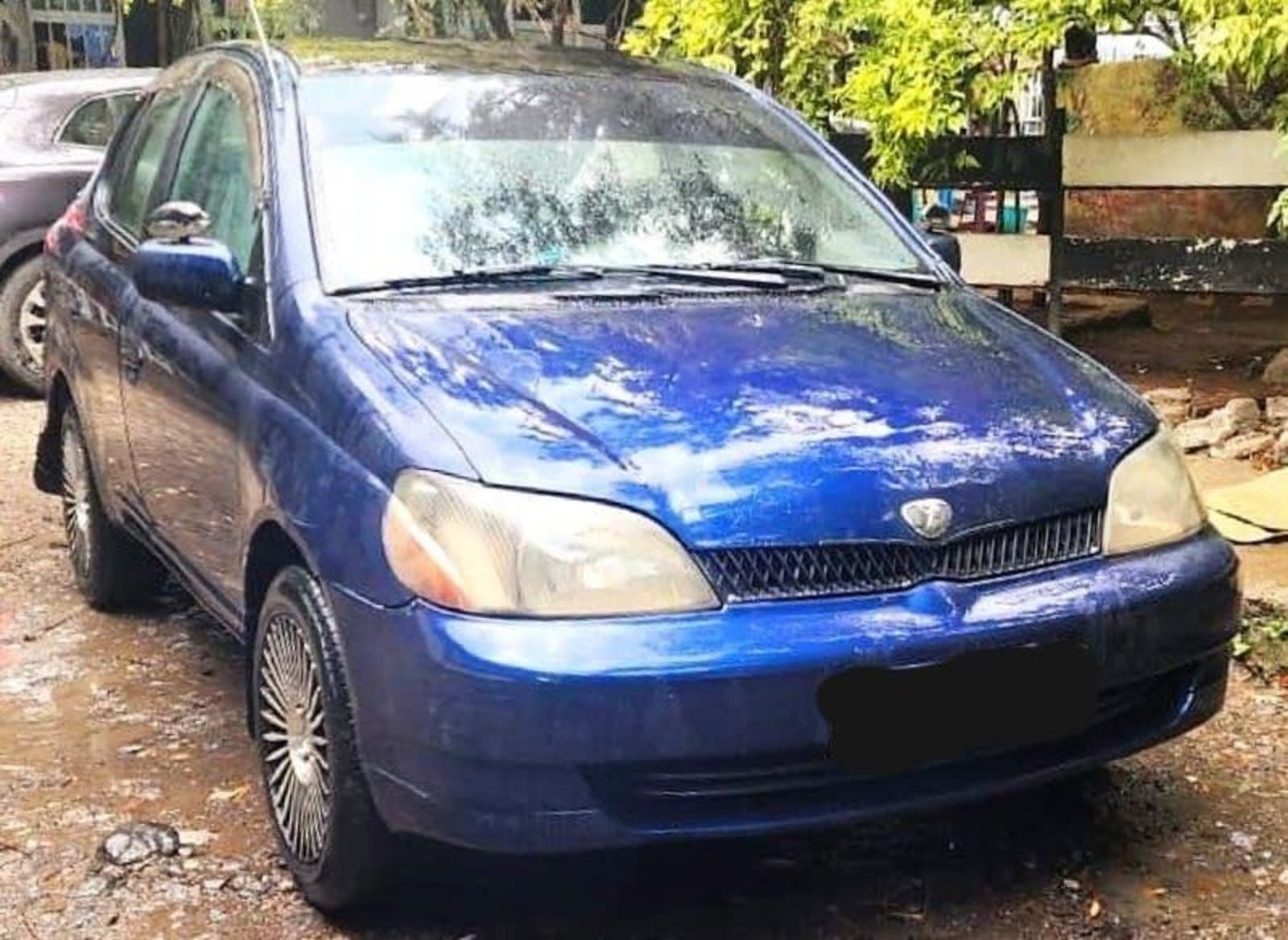 2001 Toyota Platz — photo 6