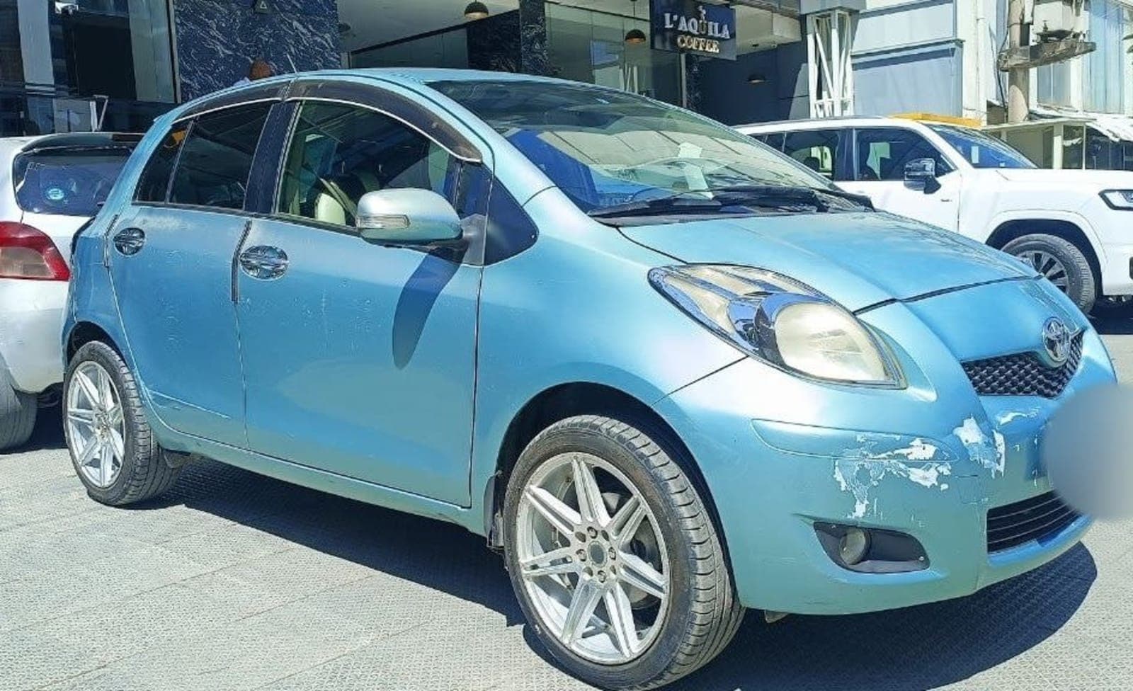 2008 Toyota Yaris Compact — photo 3