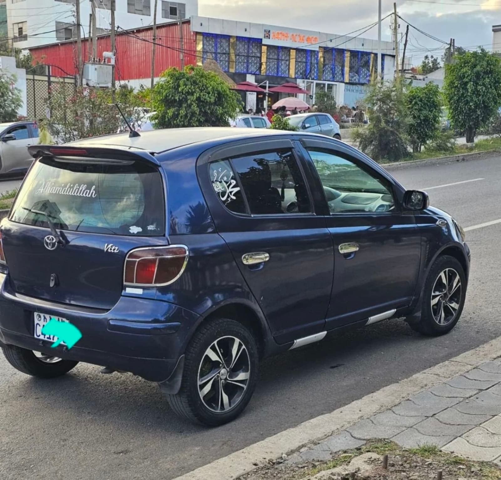 2004 Toyota Vitz