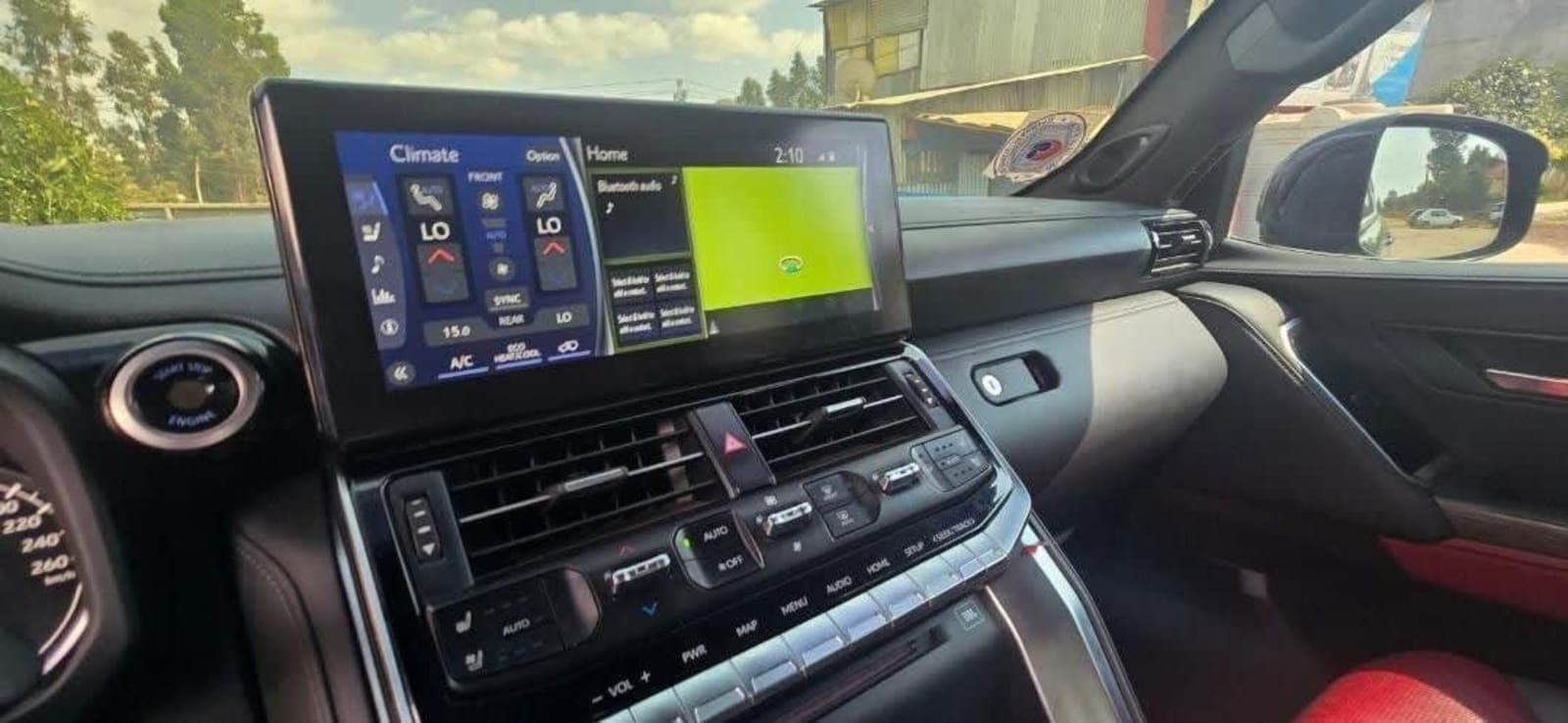 2023 Toyota Land Cruiser V6 VXR — photo 5