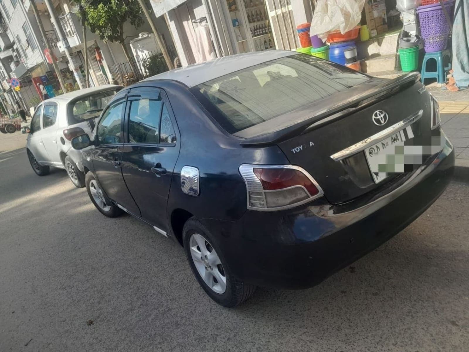 2006 Toyota Yaris sedan — photo 3