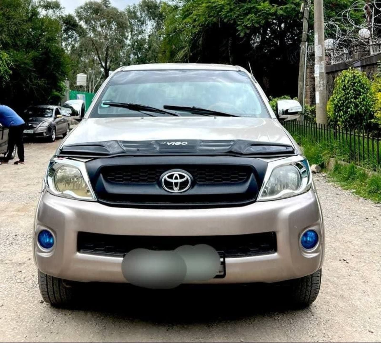 2010 Toyota Vigo D4D — photo 2