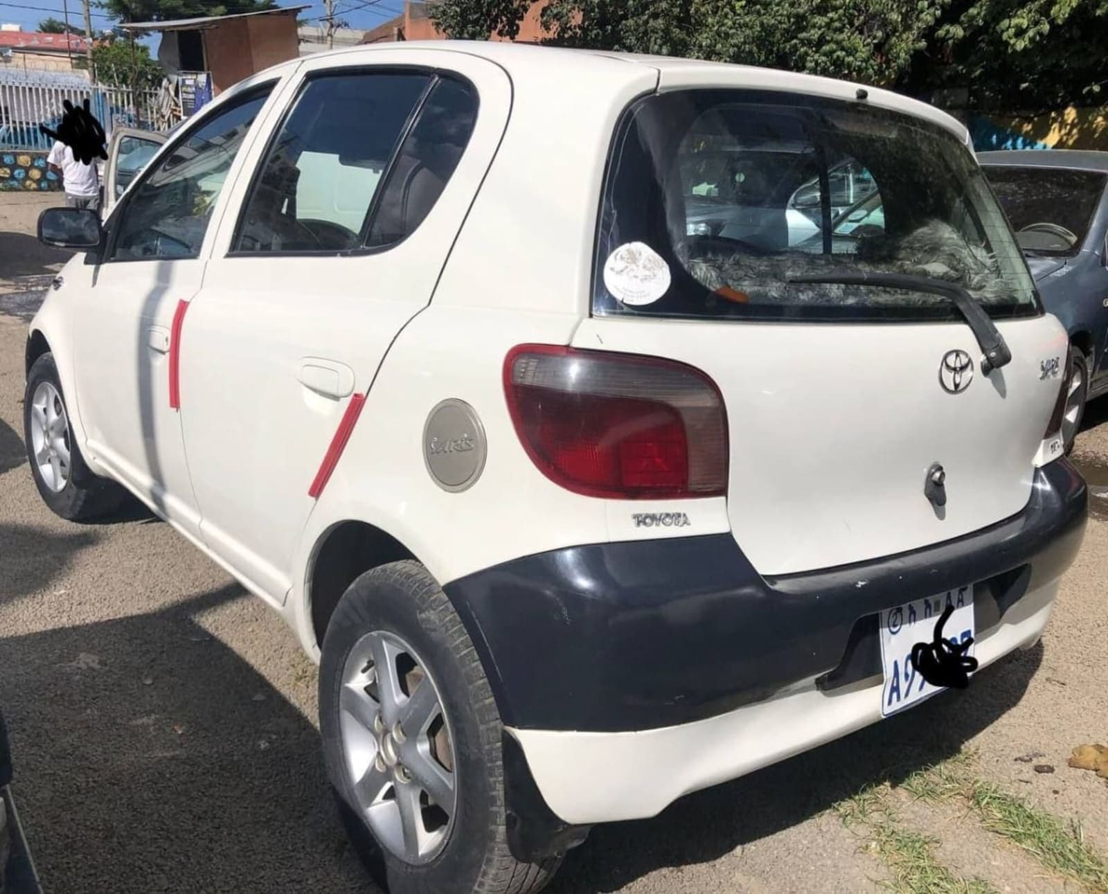 2002 Toyota Vitz — photo 6