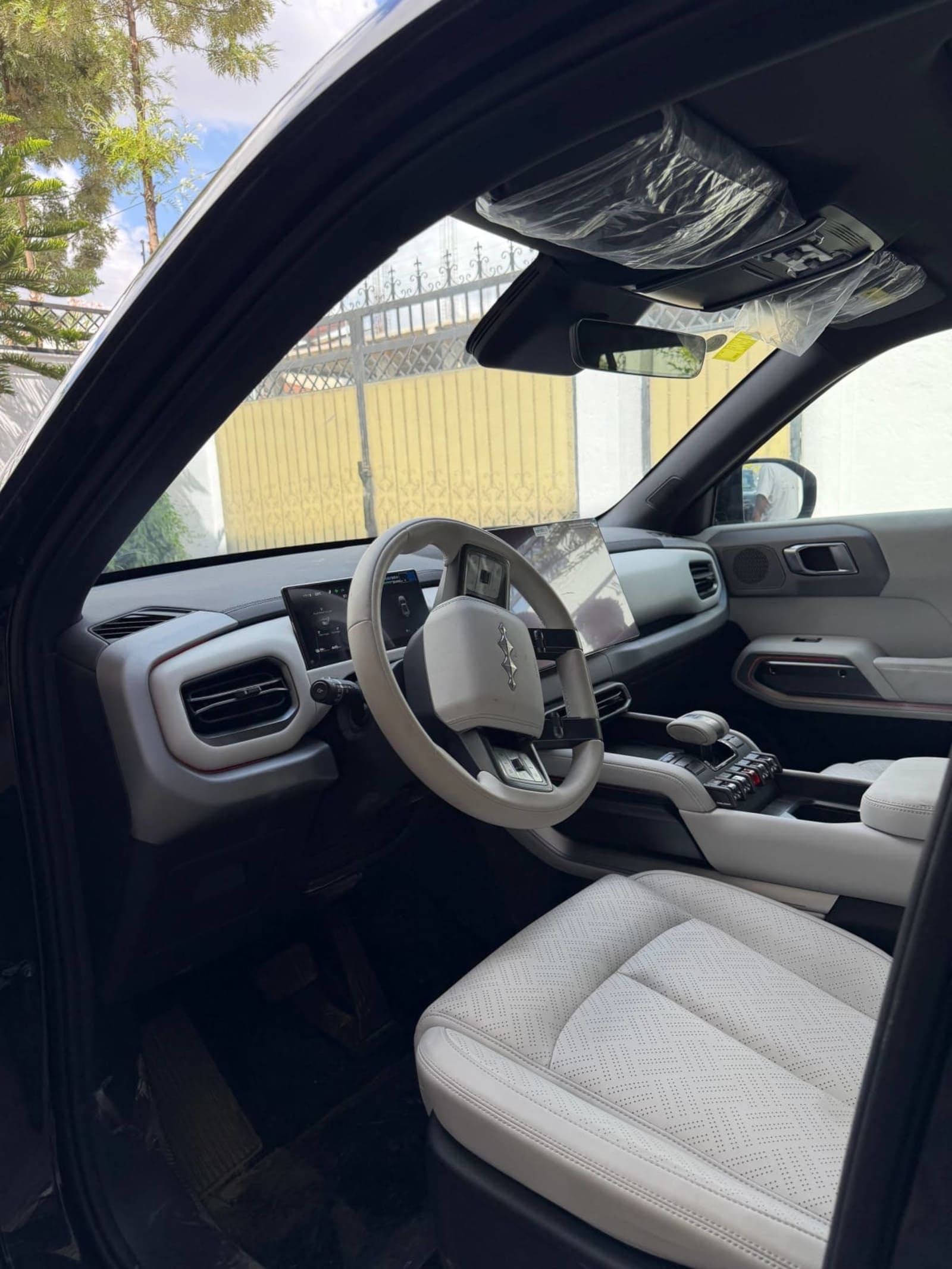2025 BYD Leopard 03