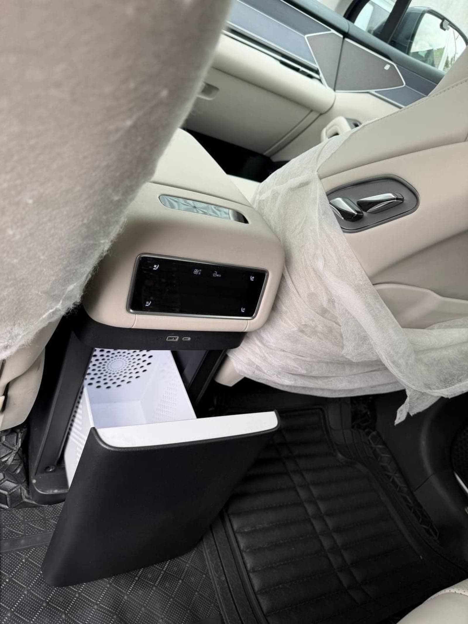2025 BYD Tang — photo 3