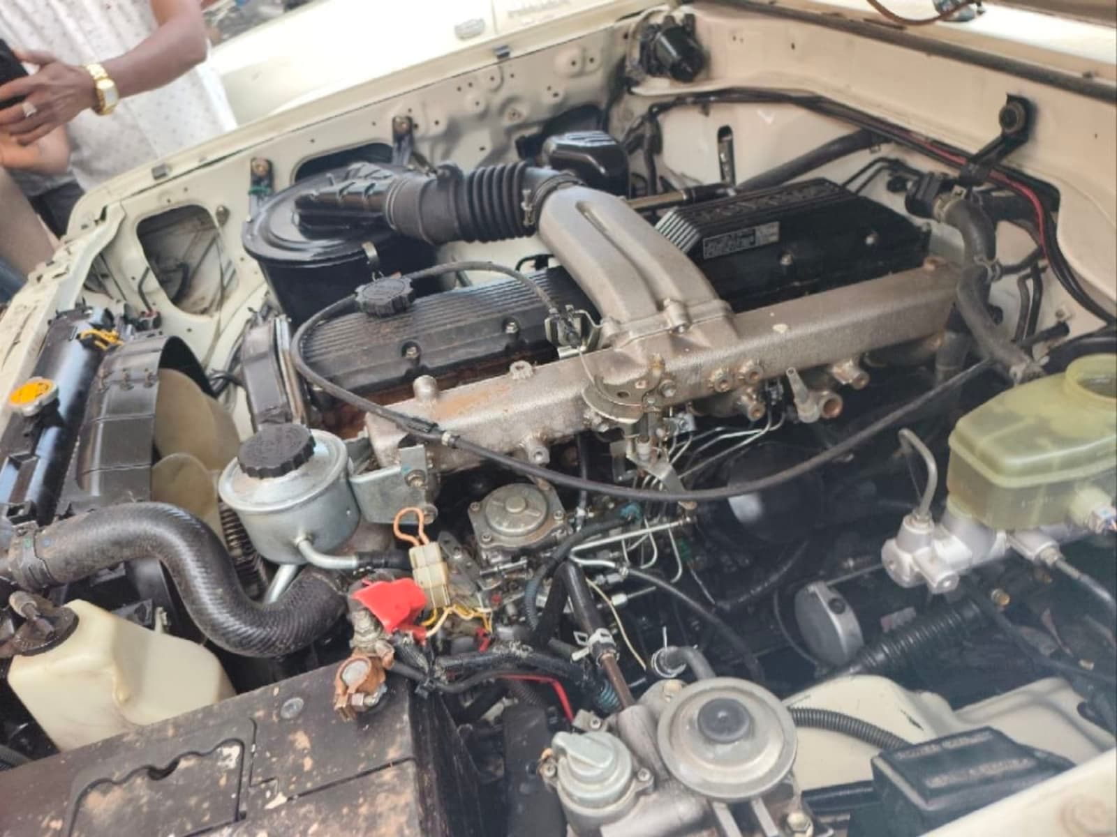 2012 Toyota Land Cruiser Long Base — photo 3