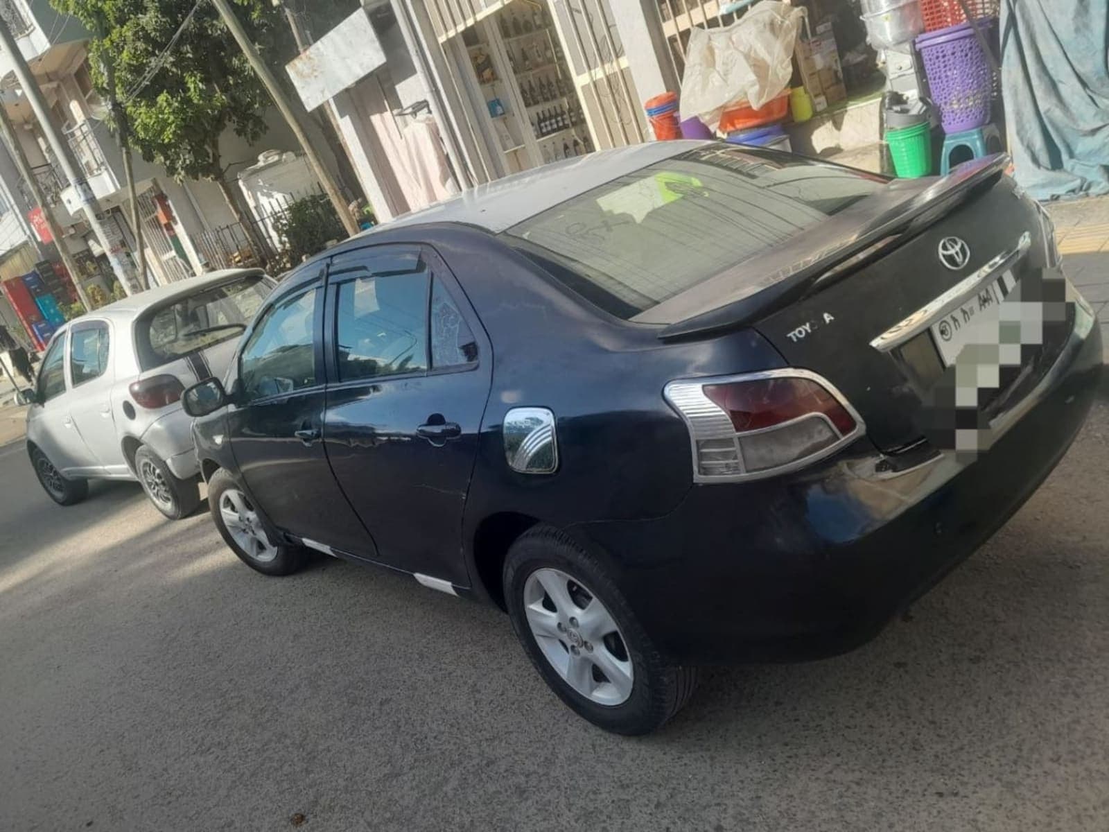 2006 Toyota Yaris Sedan — photo 5