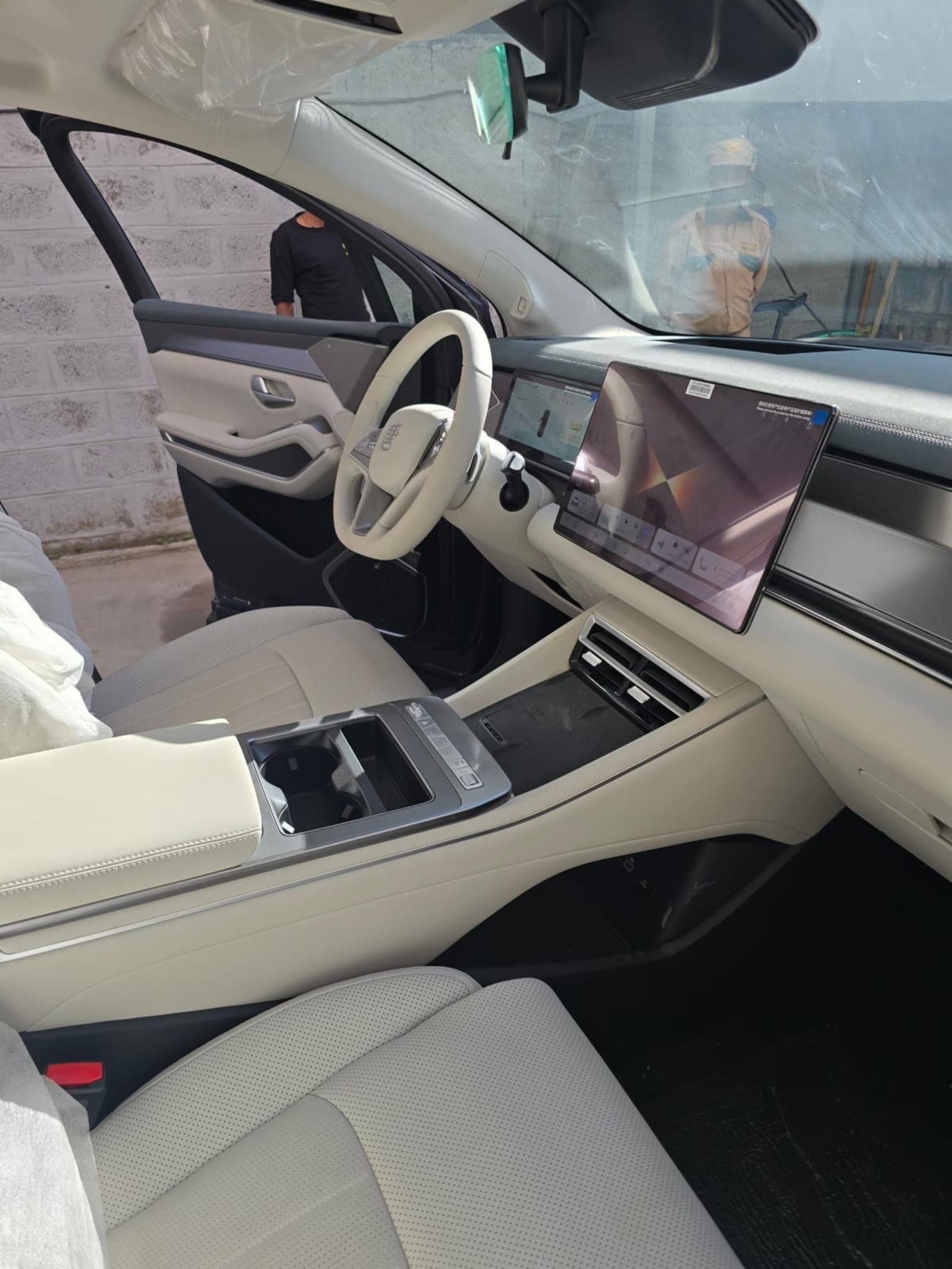 2025 BYD Tang L DM-P — photo 2
